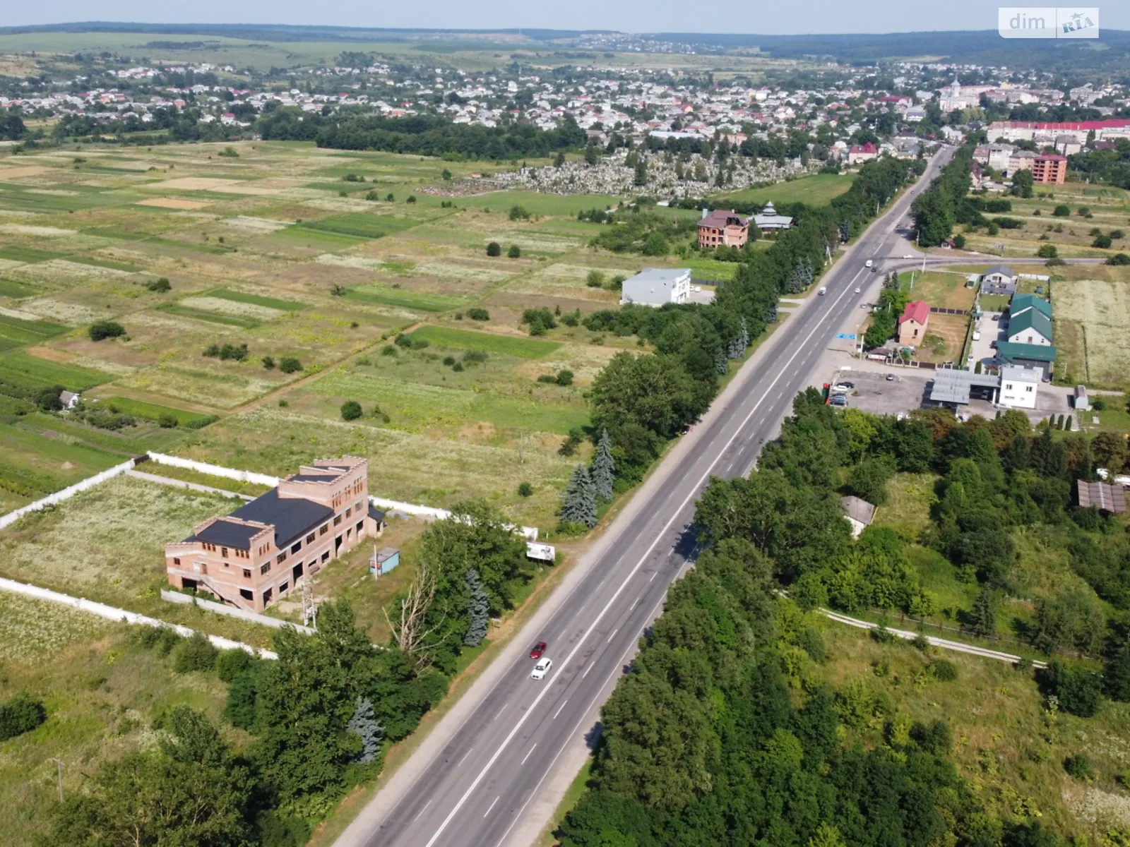 Продається приміщення вільного призначення 1800 кв. м в 3-поверховій будівлі - фото 4