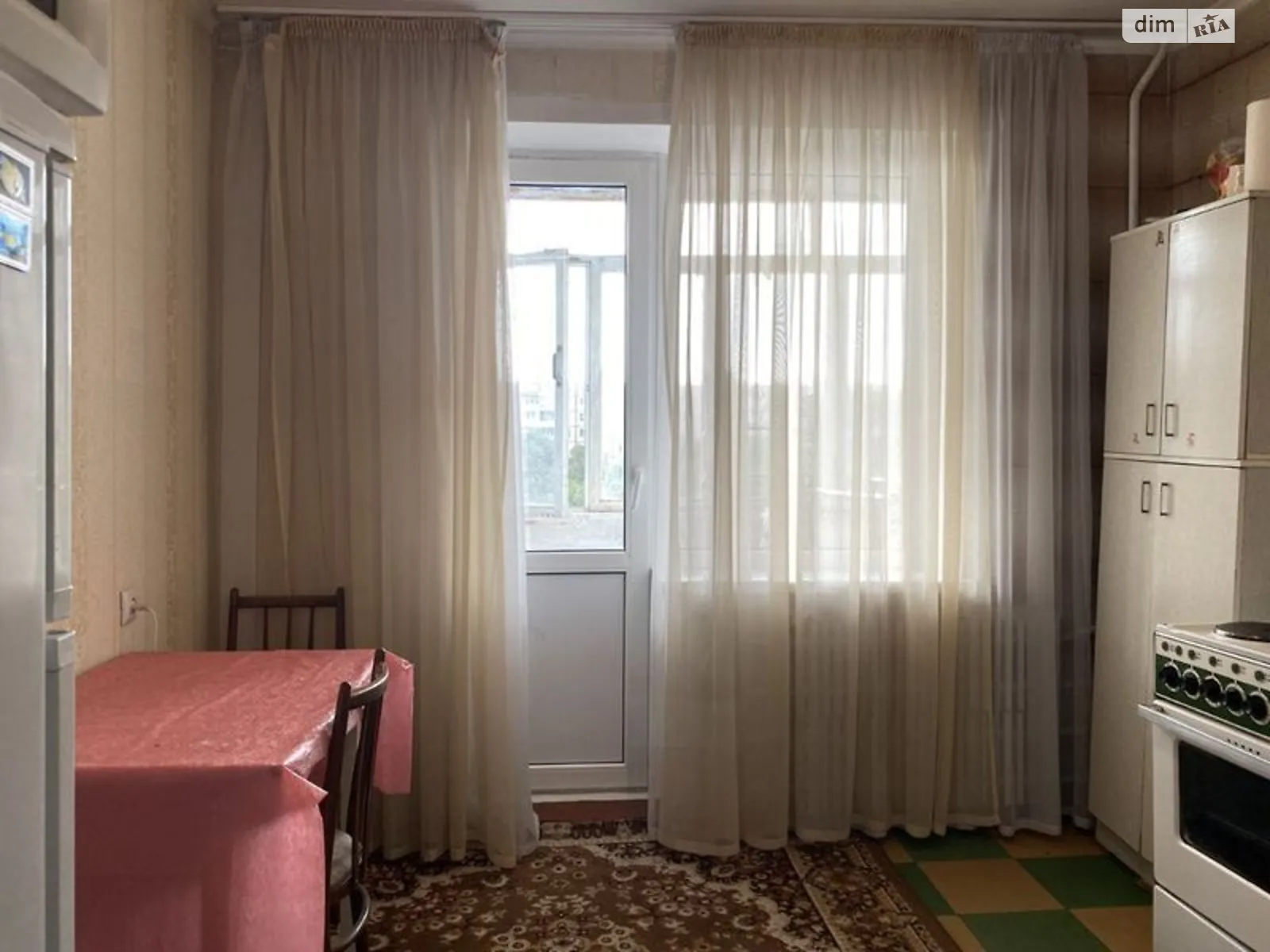 Продается 1-комнатная квартира 38 кв. м в Днепре, ул. Калиновая - фото 1