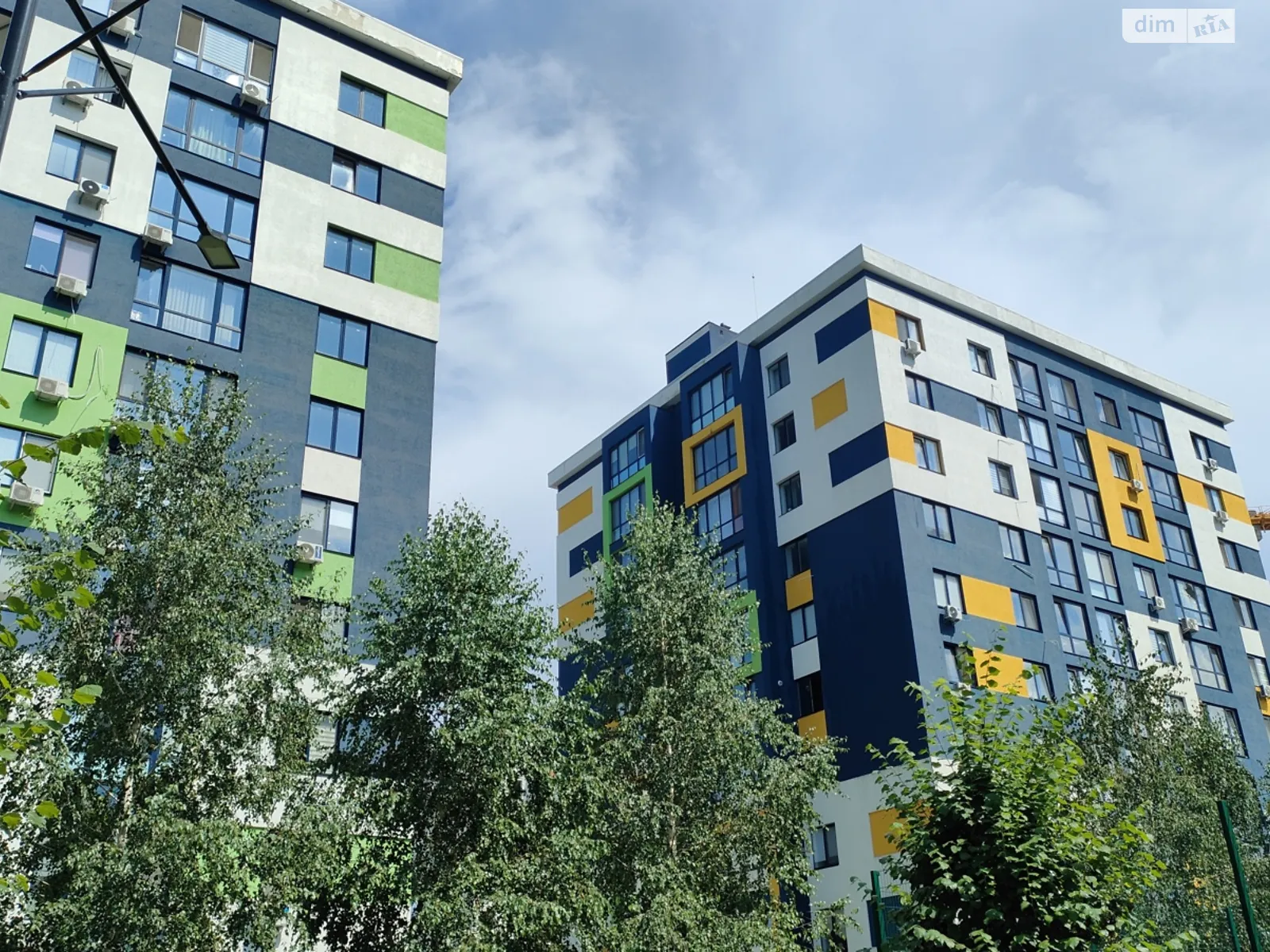 Продается 1-комнатная квартира 37.78 кв. м в Буче, ул. Вишневая - фото 1