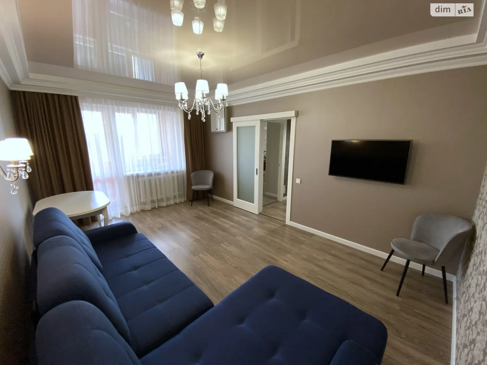 Продается 2-комнатная квартира 54 кв. м в Полтаве, ул. Олеся Гончара - фото 1