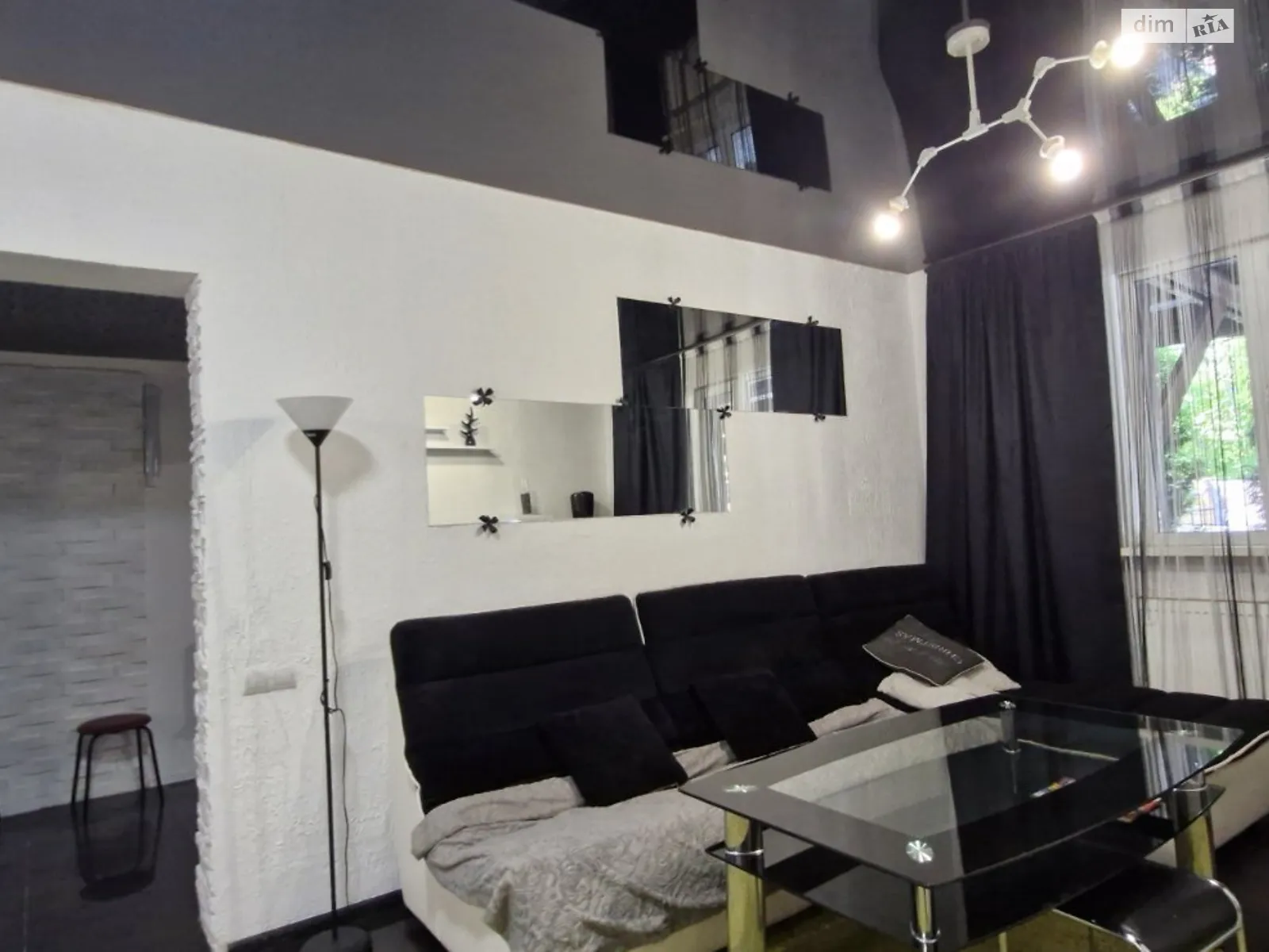 Продается одноэтажный дом 164 кв. м с камином, цена: 184000 $ - фото 1
