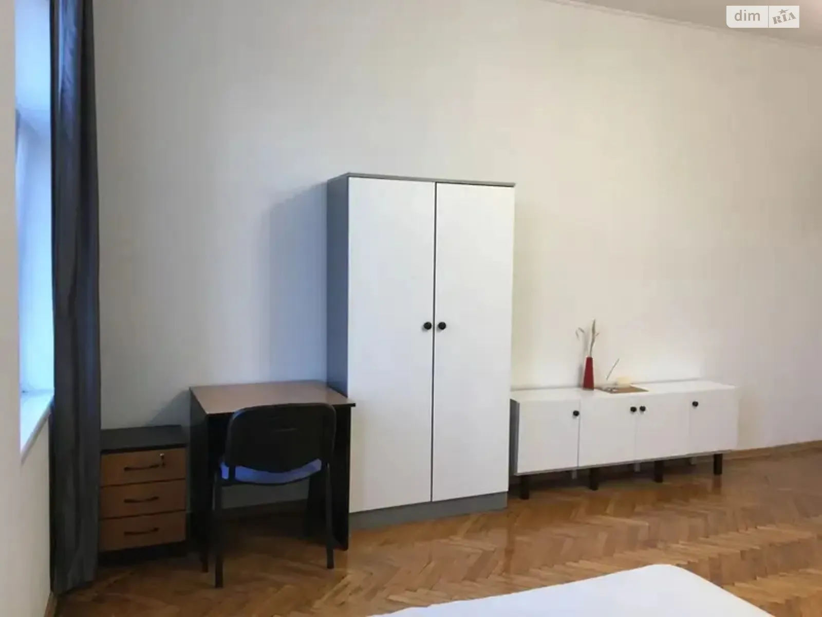 Сдается в аренду 1-комнатная квартира 33 кв. м в Львове, ул. Хмельницкого Богдана, 139 - фото 1
