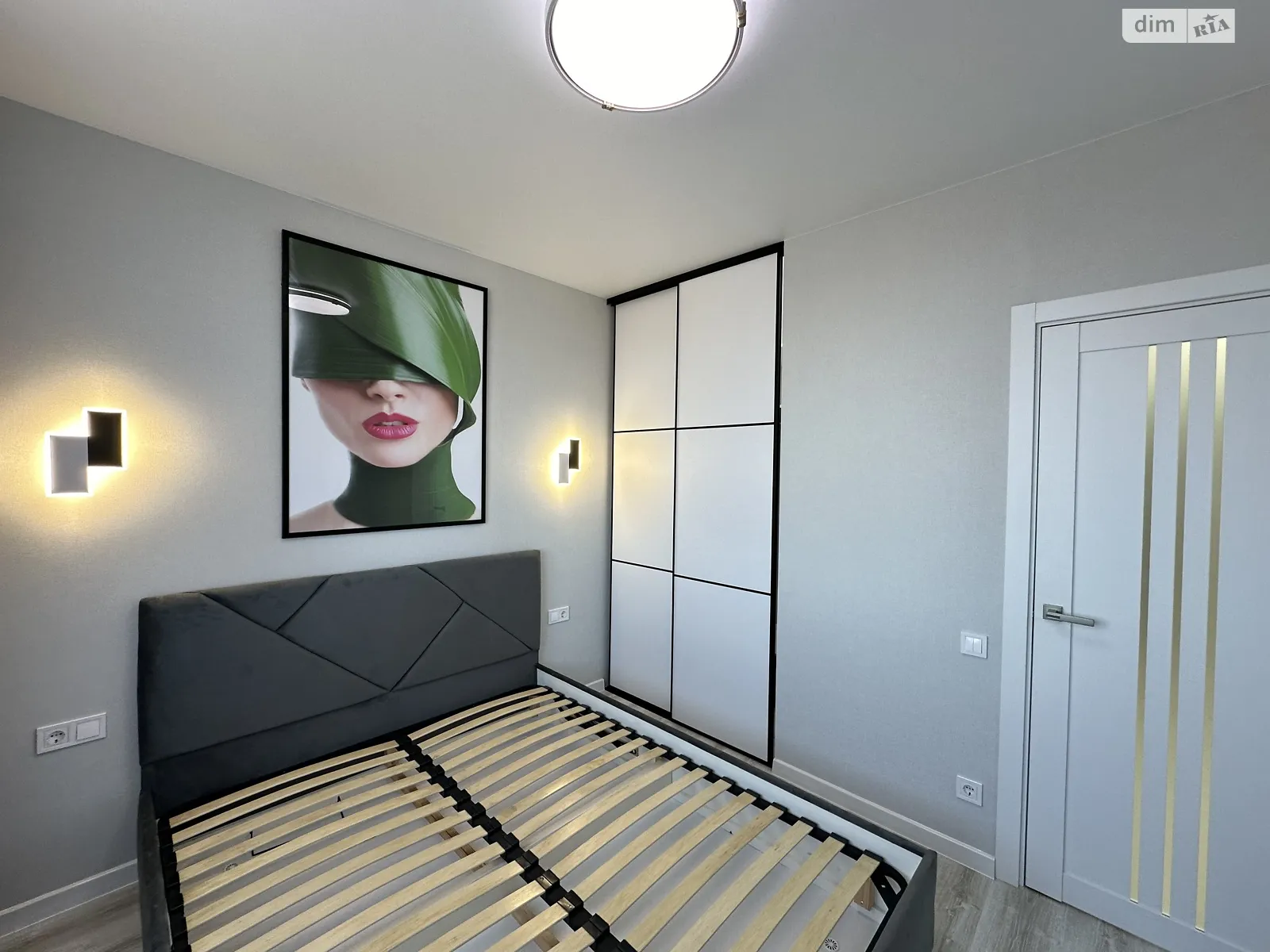 Продается 2-комнатная квартира 44 кв. м в Одессе, ул. Жемчужная, 10 - фото 1