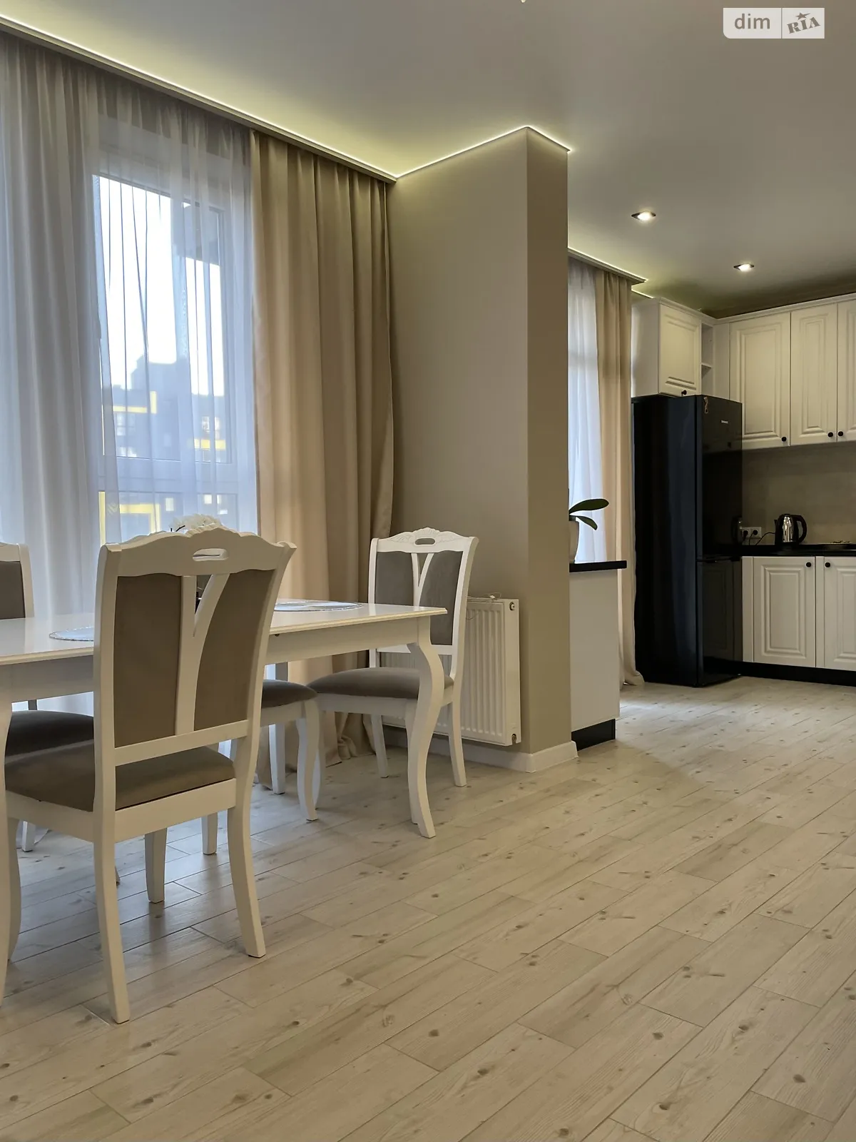 Продается 2-комнатная квартира 57.4 кв. м в Львове, ул. Железнодорожная, 9 - фото 1