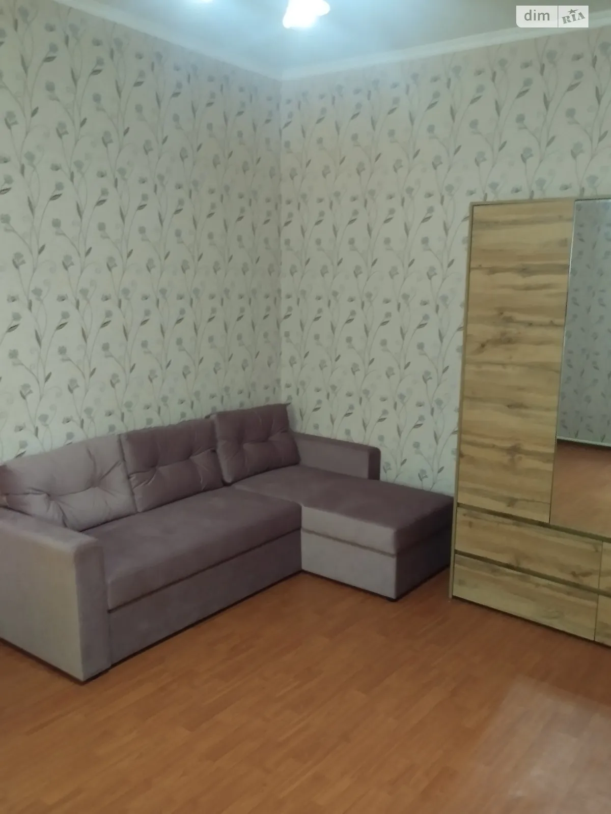 Продается 1-комнатная квартира 32 кв. м в Николаеве, ул. Мостостроителей - фото 1