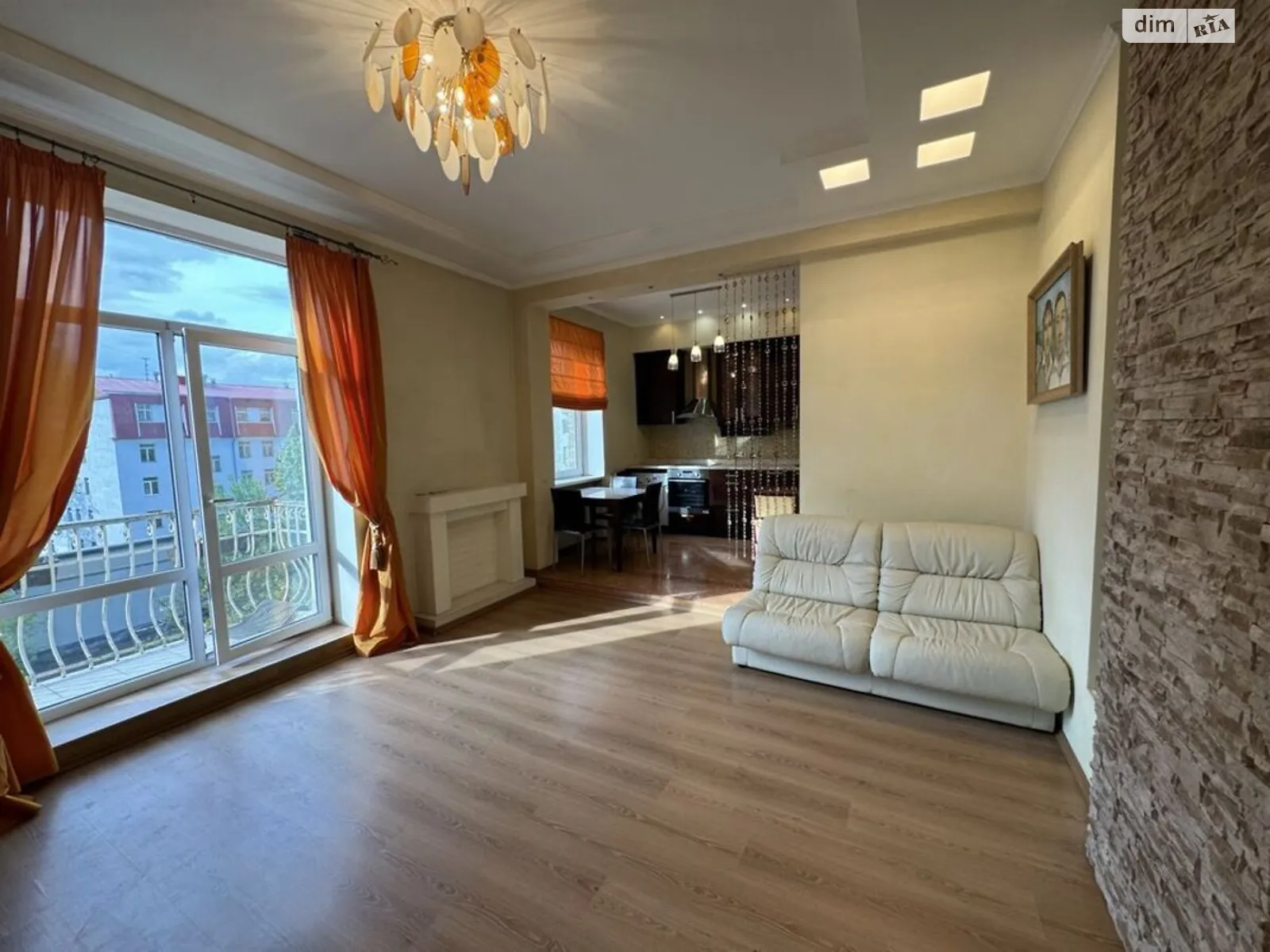 Продается 2-комнатная квартира 61.64 кв. м в Киеве, ул. Деревлянская(Якира), 12/42 - фото 1