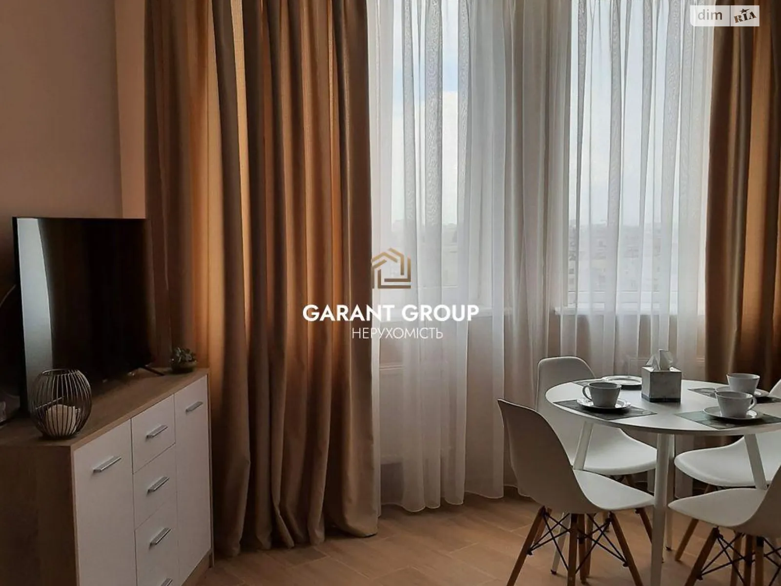 Продается 1-комнатная квартира 44 кв. м в Одессе, ул. Педагогическая - фото 1