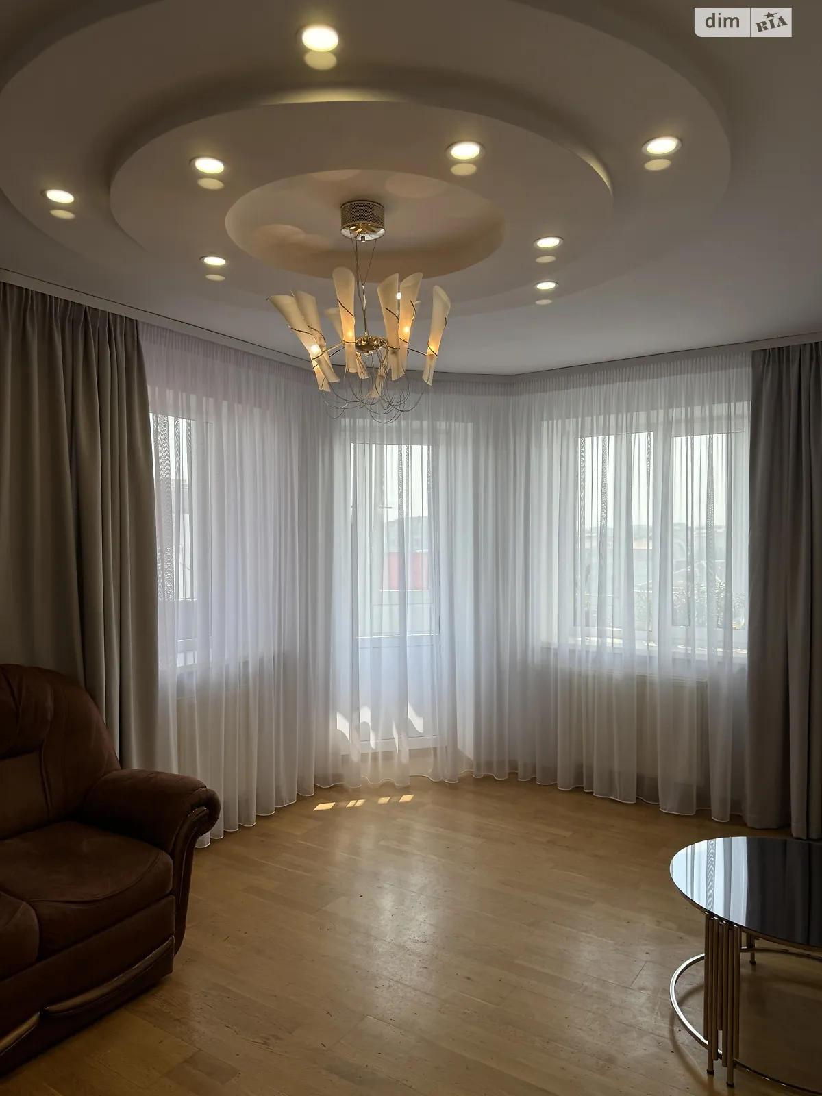 Продается 2-комнатная квартира 57 кв. м в Ивано-Франковске, бул. Северный - фото 1