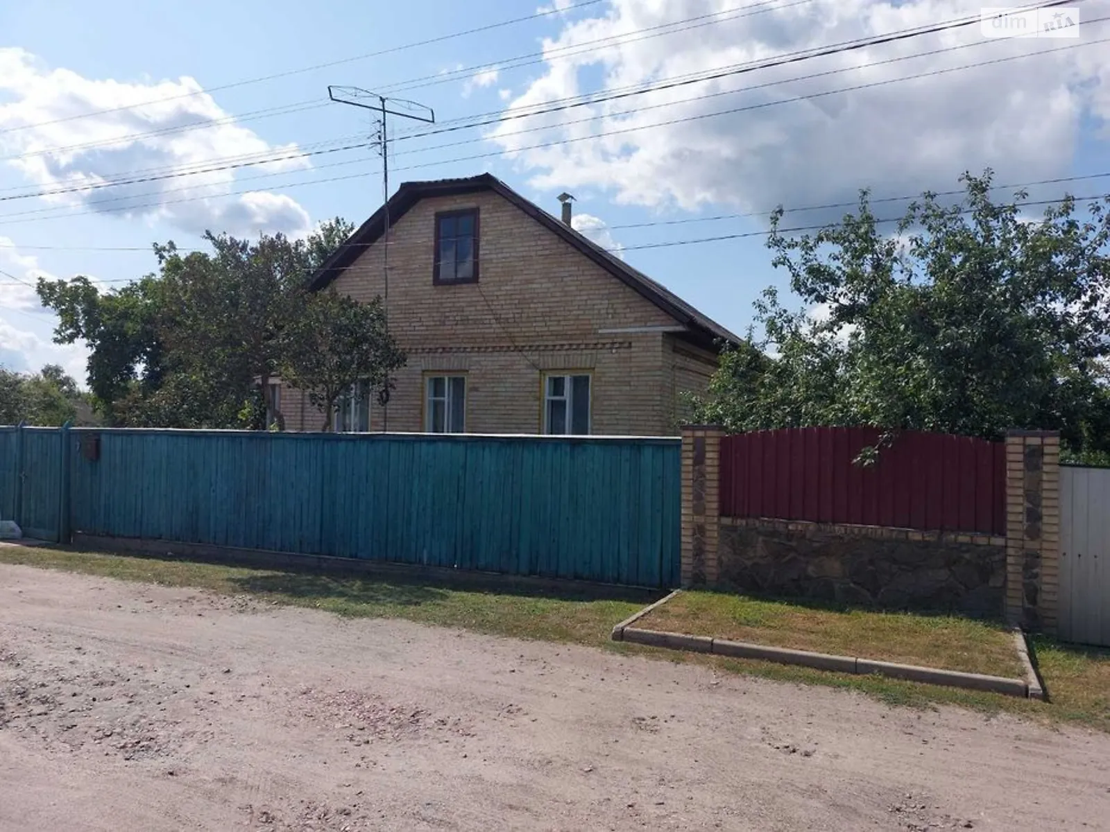 Продается одноэтажный дом 83 кв. м с подвалом, цена: 20500 $ - фото 1
