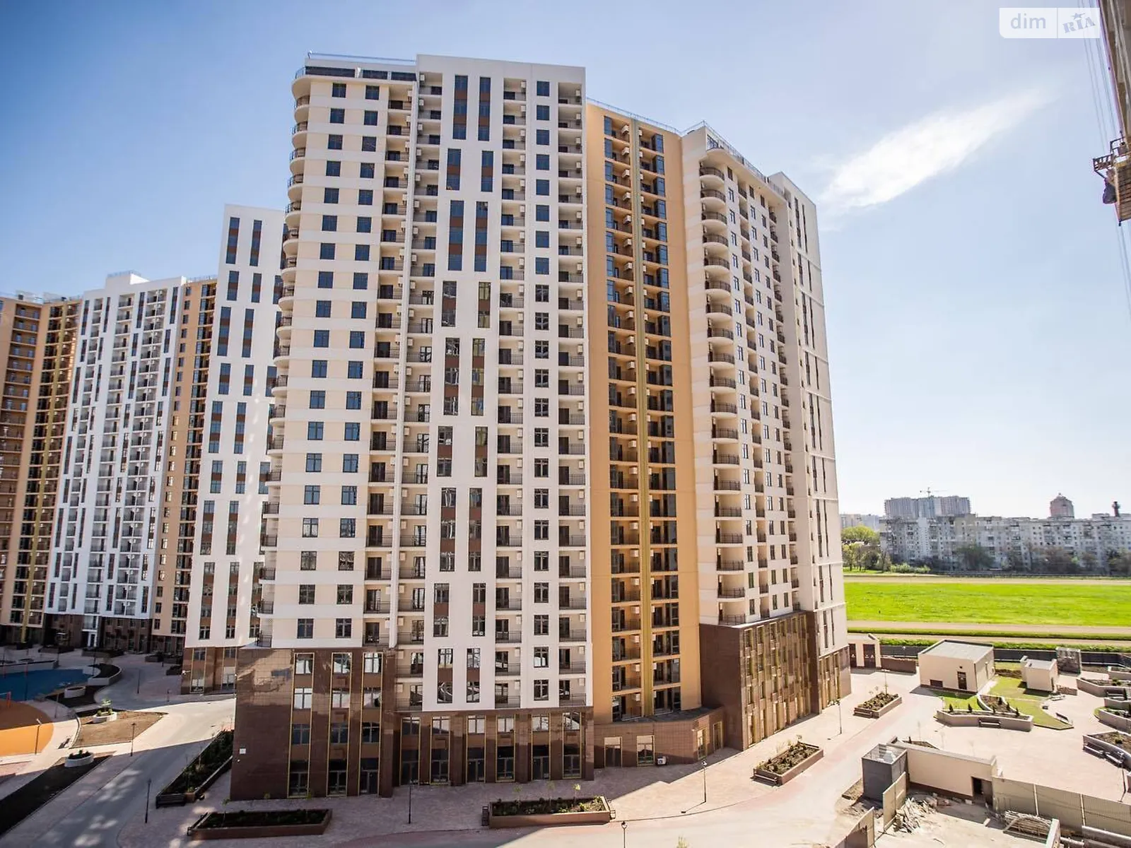 Продається 2-кімнатна квартира 61 кв. м у Одесі, вул. Краснова, 3 корпус 63 - фото 1