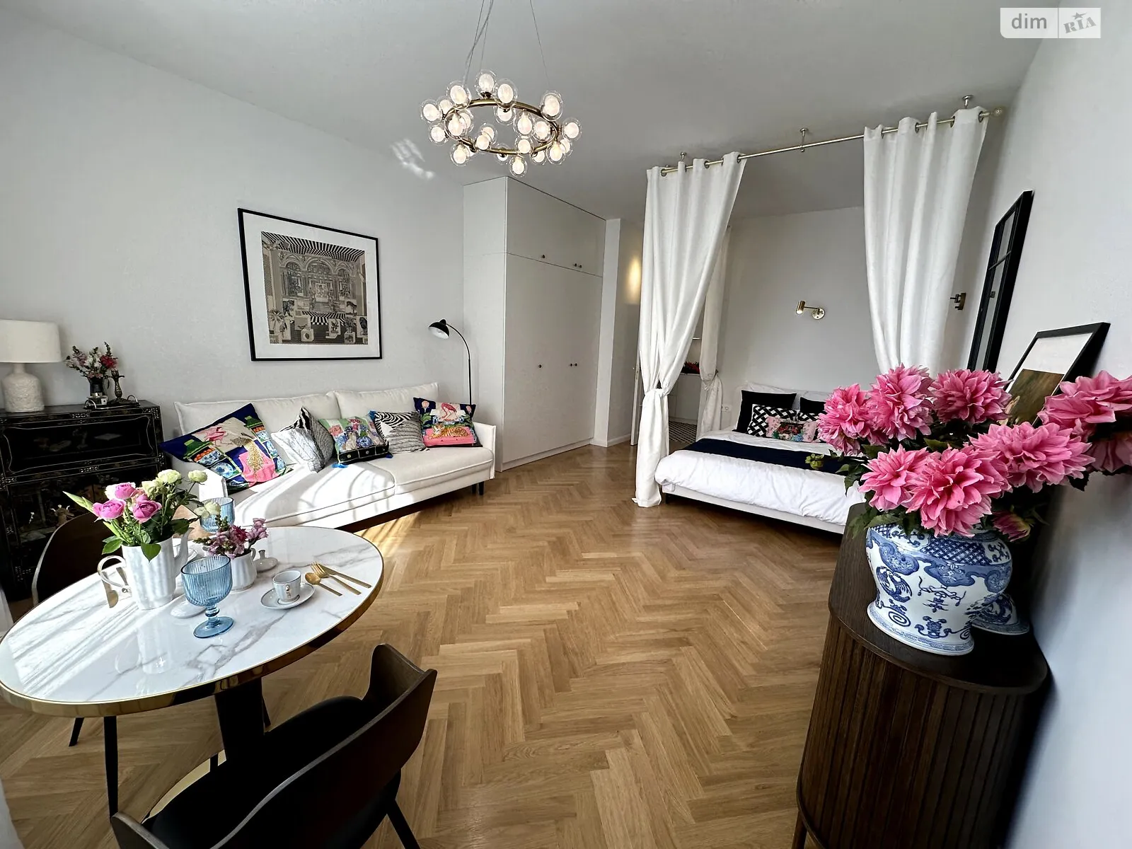 Продается 1-комнатная квартира 40 кв. м в Киеве, ул. Андрея Верхогляда(Драгомирова), 14А - фото 1