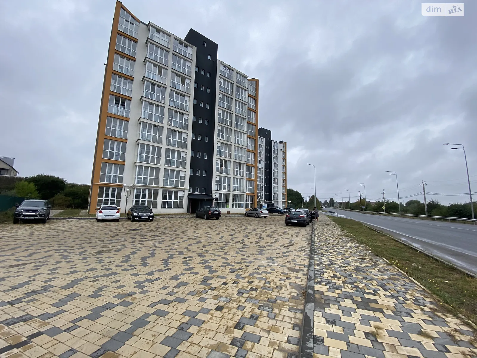 Продається 2-кімнатна квартира 64.4 кв. м у Агрономічному, вул. Молодіжна, 37 - фото 1