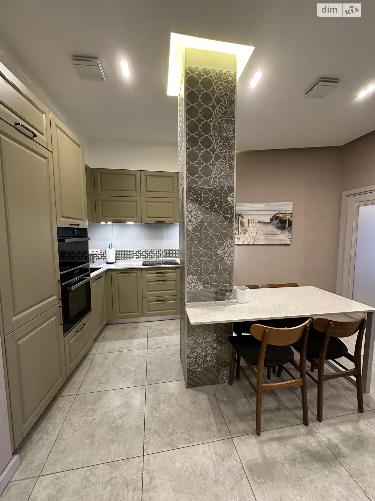 Продается 2-комнатная квартира 74.4 кв. м в Одессе, Фонтанская дор., 77А - фото 1