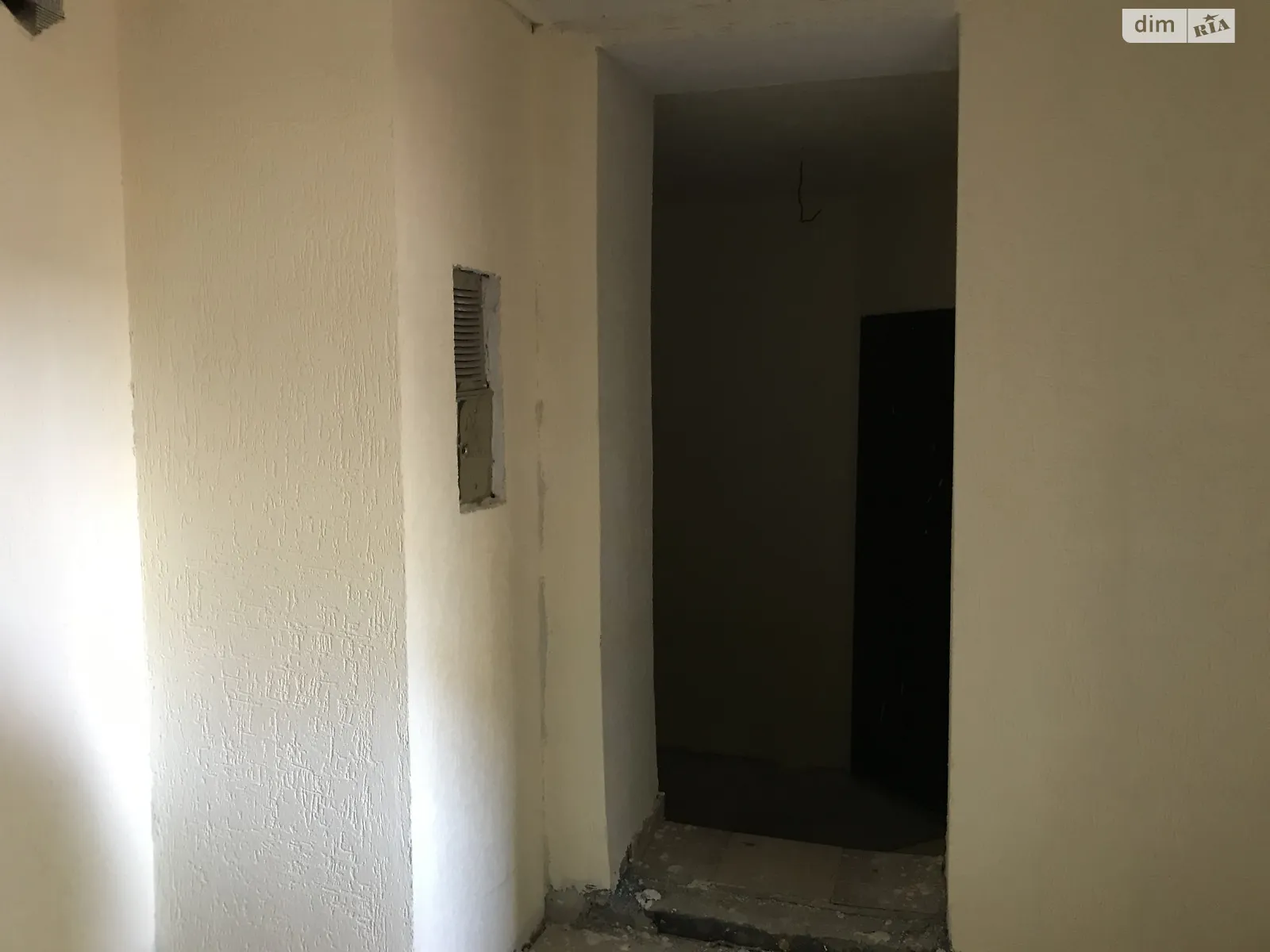 Продается офис 35.6 кв. м в бизнес-центре, цена: 26000 $ - фото 1