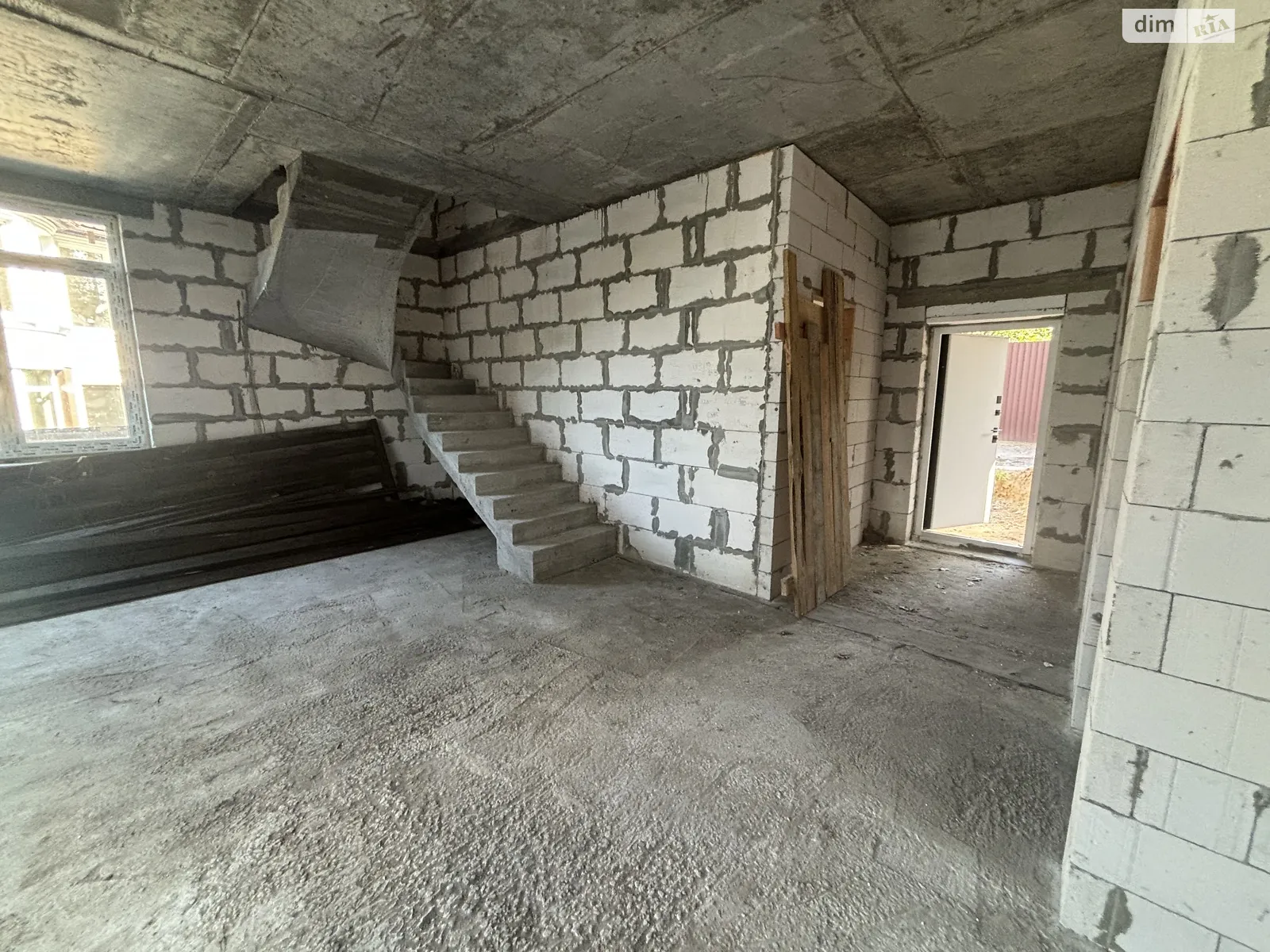 Продается часть дома 120 кв. м с подвалом, цена: 105000 $ - фото 1