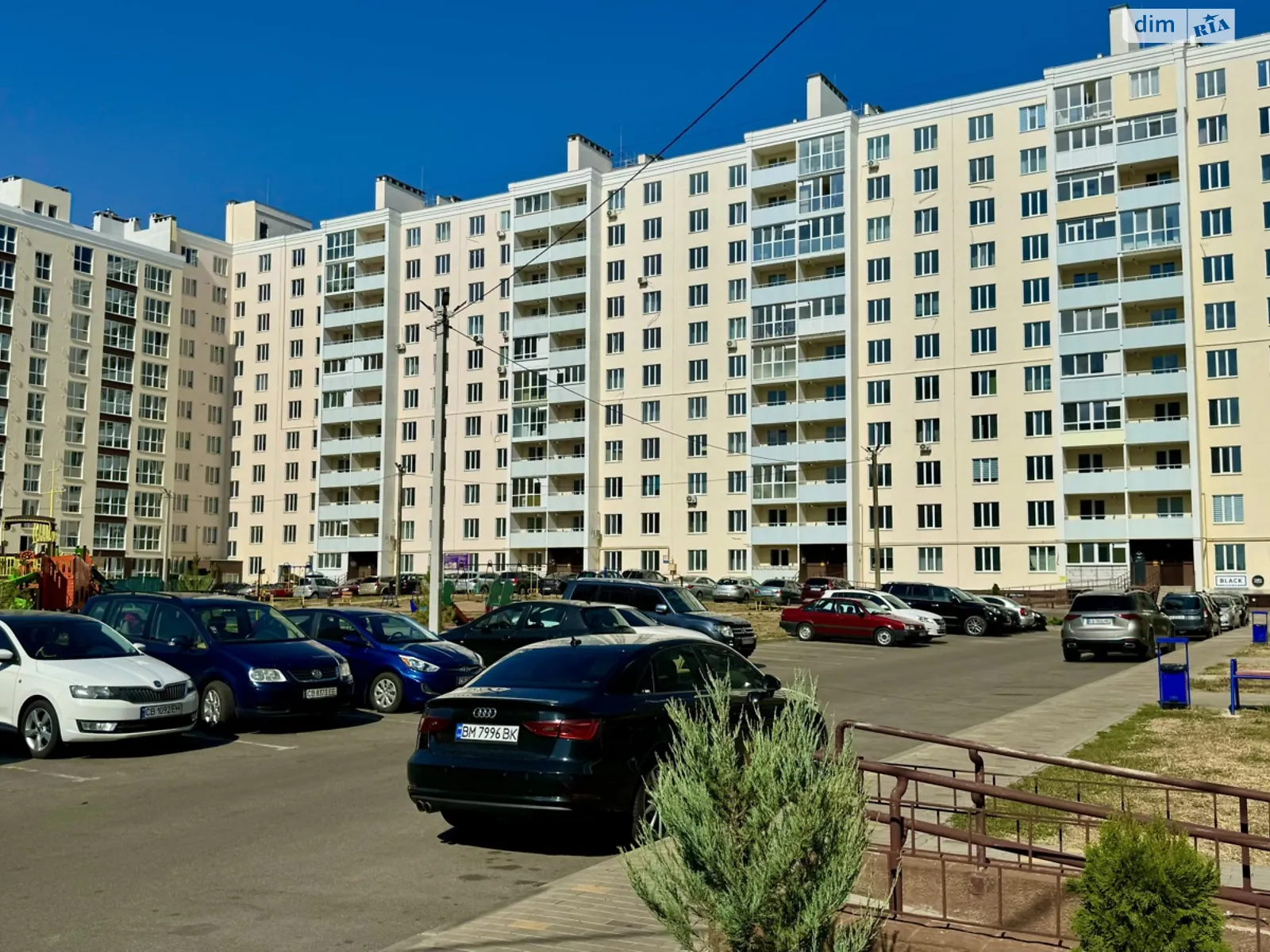 Продается 1-комнатная квартира 43 кв. м в Чернигове, ул. Независимости, 21 - фото 1