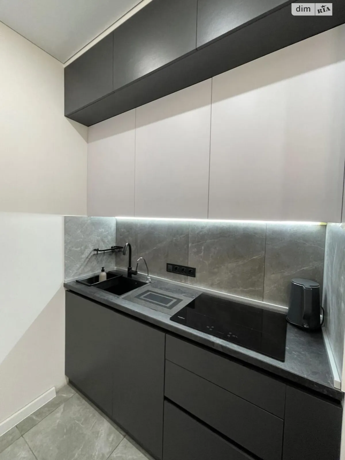 Продается 2-комнатная квартира 60 кв. м в Одессе, Фонтанская дор., 124 - фото 1