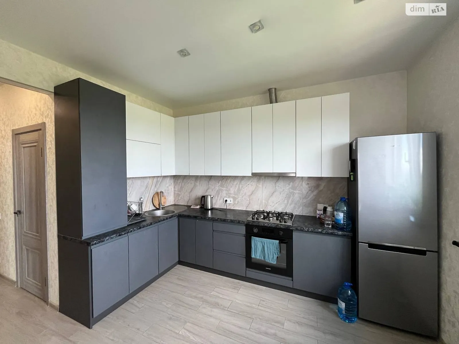 Продается 2-комнатная квартира 57.2 кв. м в Гостомеле, ул. Охотничья, 3 - фото 1