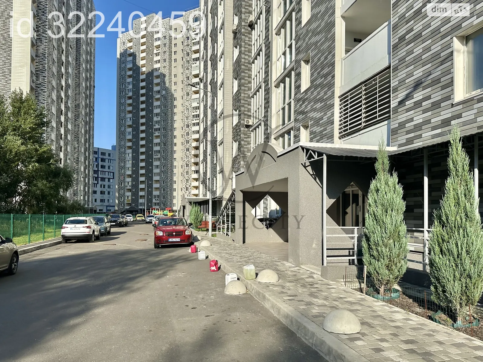 Продається 1-кімнатна квартира 51.4 кв. м у Києві, вул. Ревуцького, 54Б - фото 1