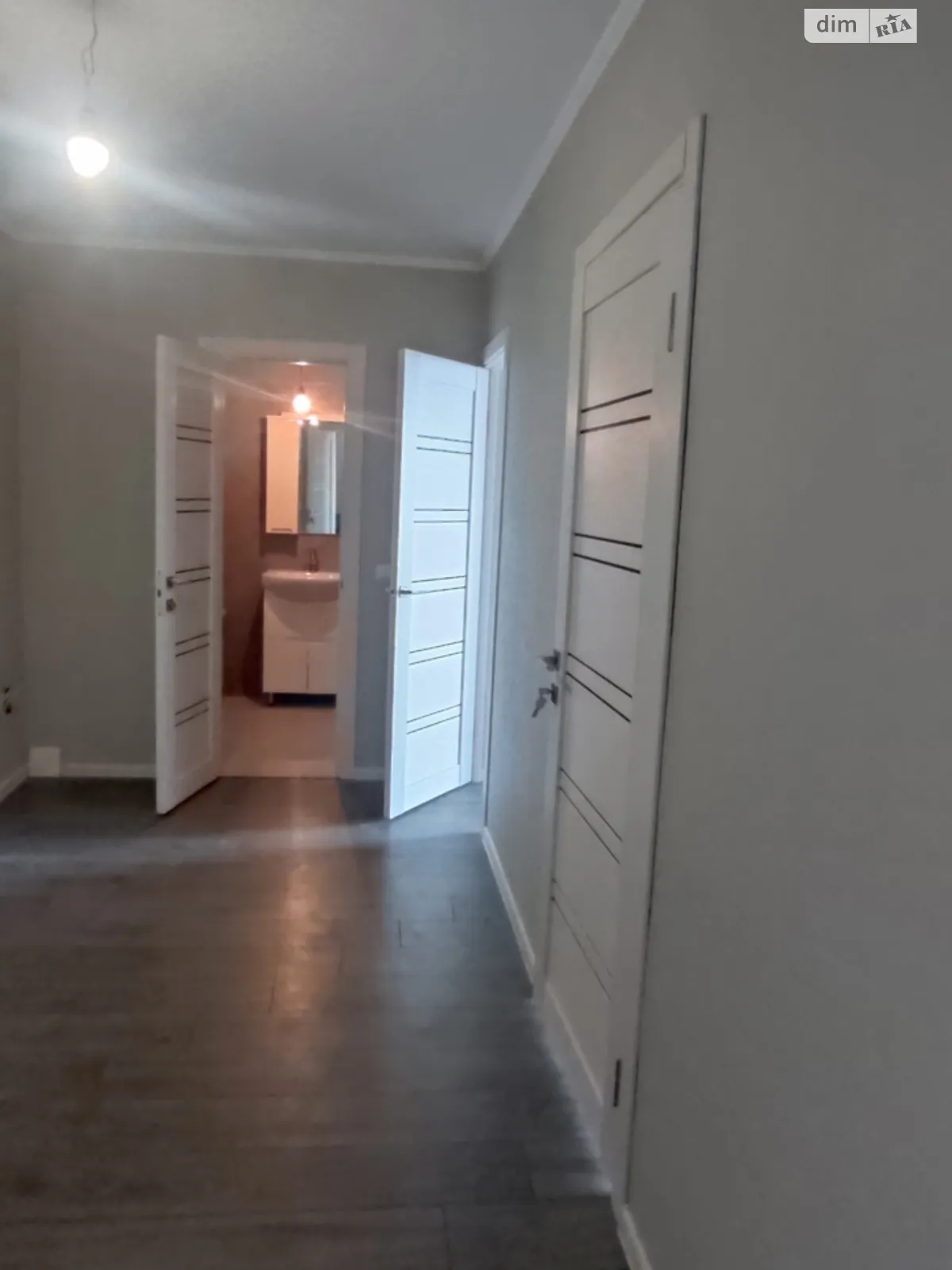 2-кімнатна квартира 73 кв. м у Тернополі, вул. Тролейбусна - фото 1