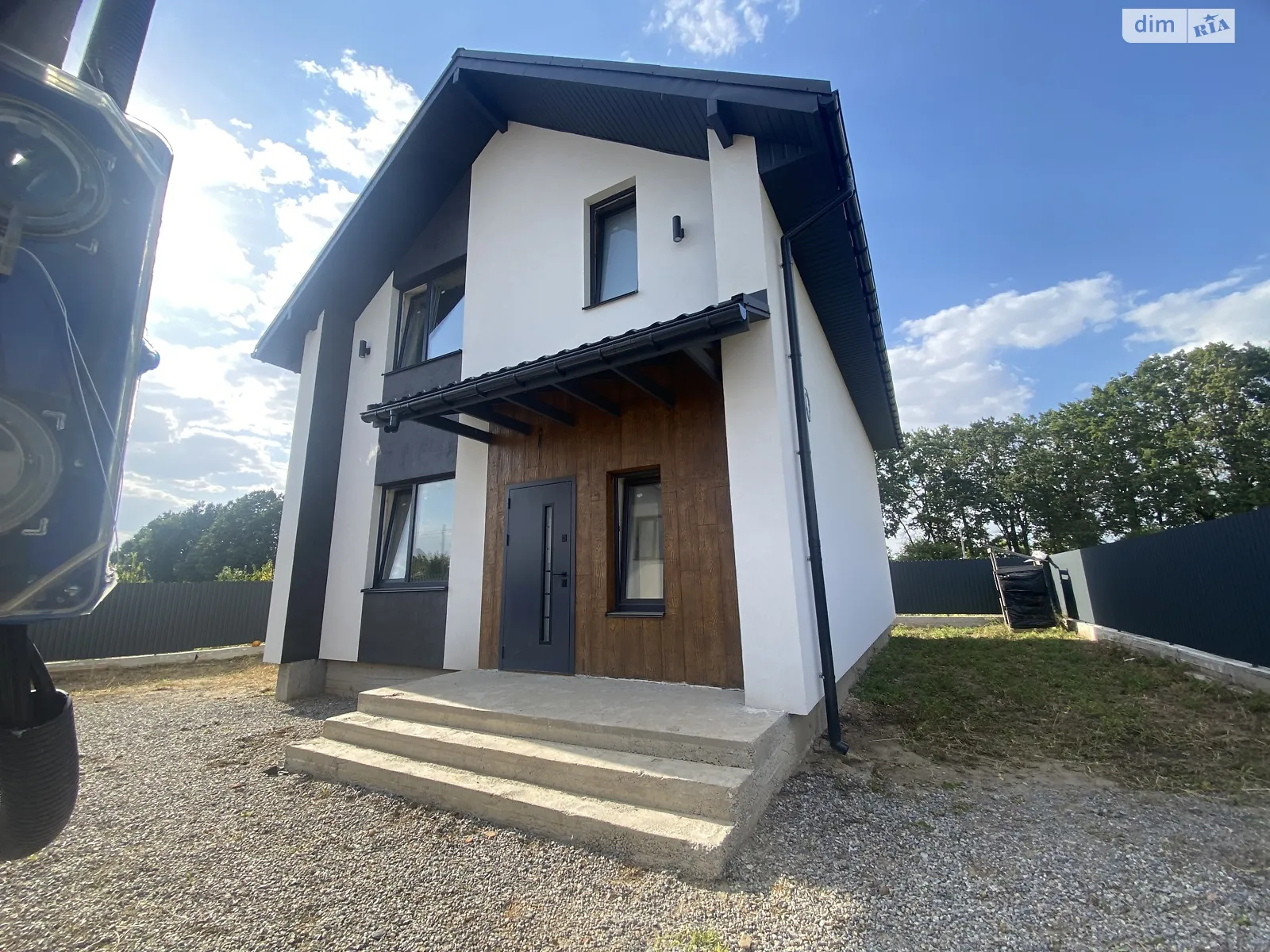 Продається будинок 2 поверховий 120 кв. м з садом, цена: 85000 $ - фото 1