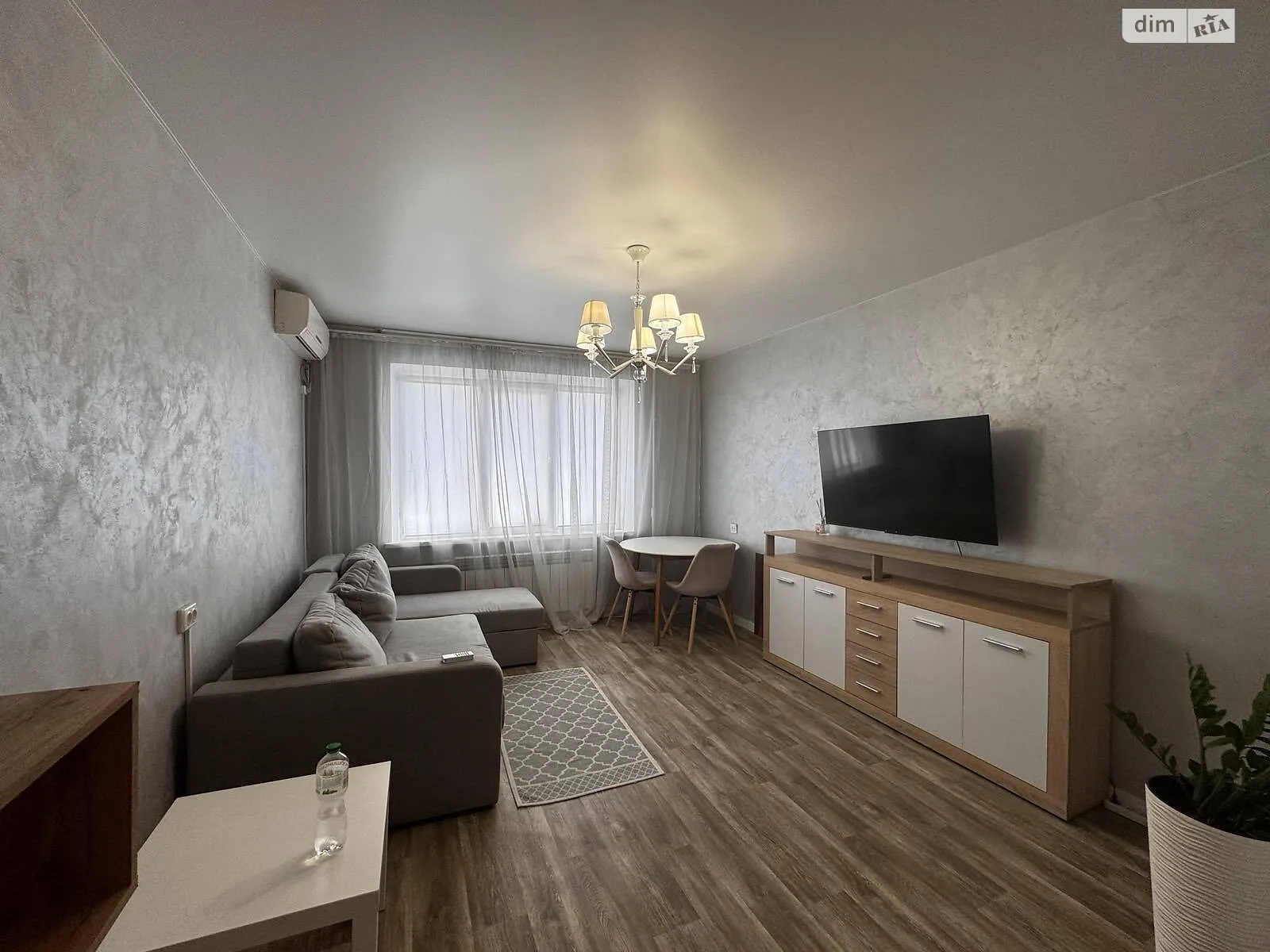 Продается 3-комнатная квартира 64.4 кв. м в Днепре, ул. Березинская, 26 - фото 1