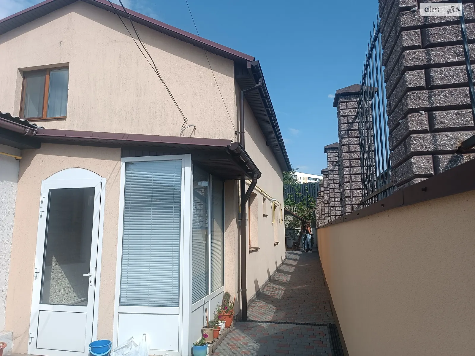 Продається частина будинку 160 кв. м з каміном, цена: 150000 $ - фото 1