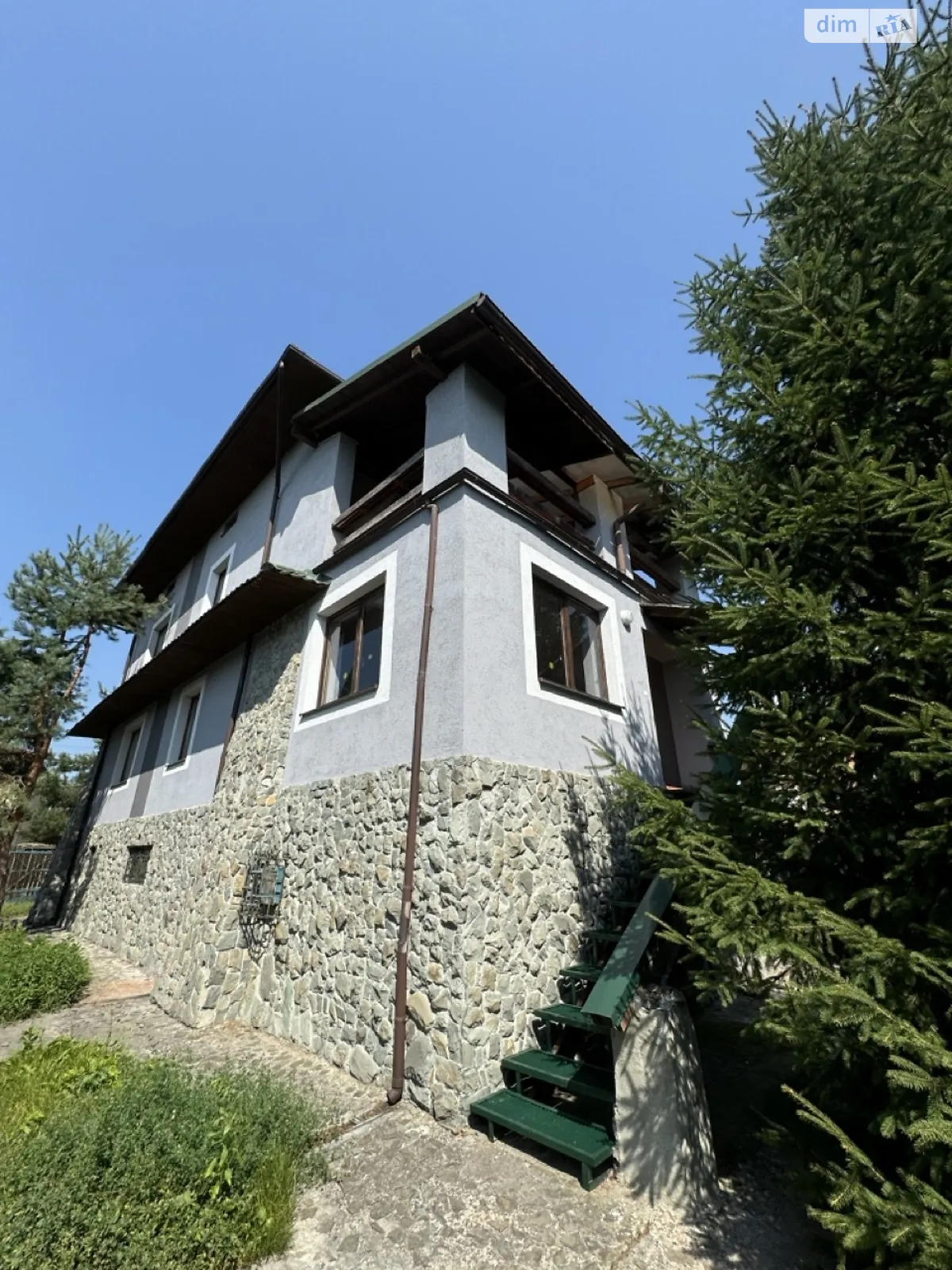 Продается дом на 3 этажа 374.1 кв. м с беседкой, цена: 319000 $ - фото 1