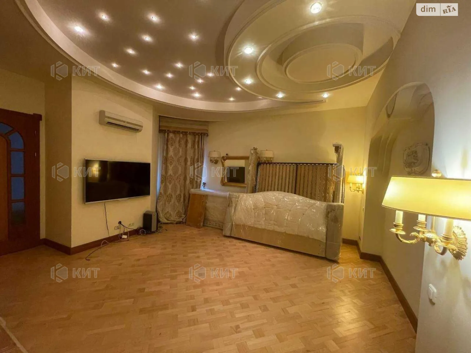Продається 4-кімнатна квартира 204 кв. м у Харкові, цена: 150000 $ - фото 1