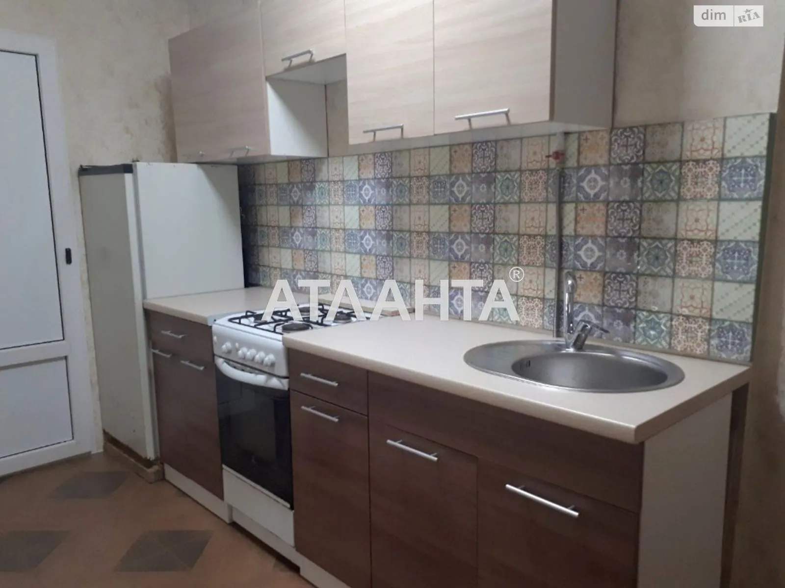 Продается одноэтажный дом 55 кв. м с верандой, цена: 29900 $ - фото 1