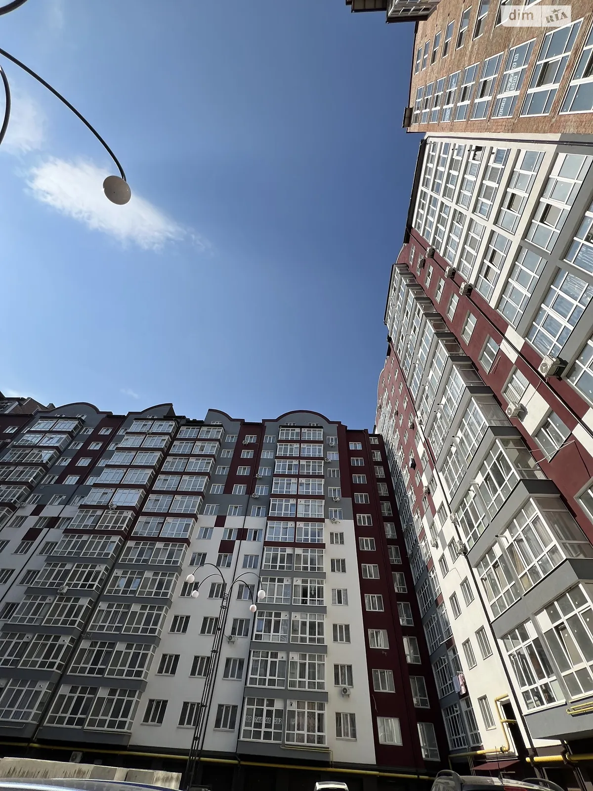 Продається 1-кімнатна квартира 45 кв. м у Івано-Франківську, вул. Височана Семена, 18 корпус 13 - фото 1
