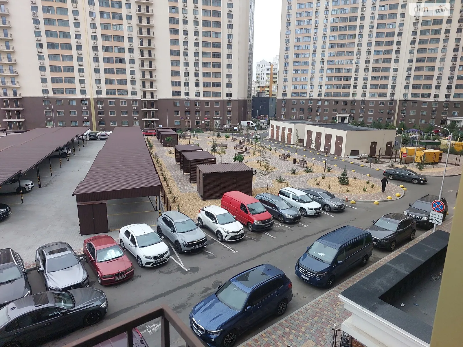 Продається 2-кімнатна квартира 64 кв. м у Одесі, вул. Академіка Сахарова, 3Д - фото 1
