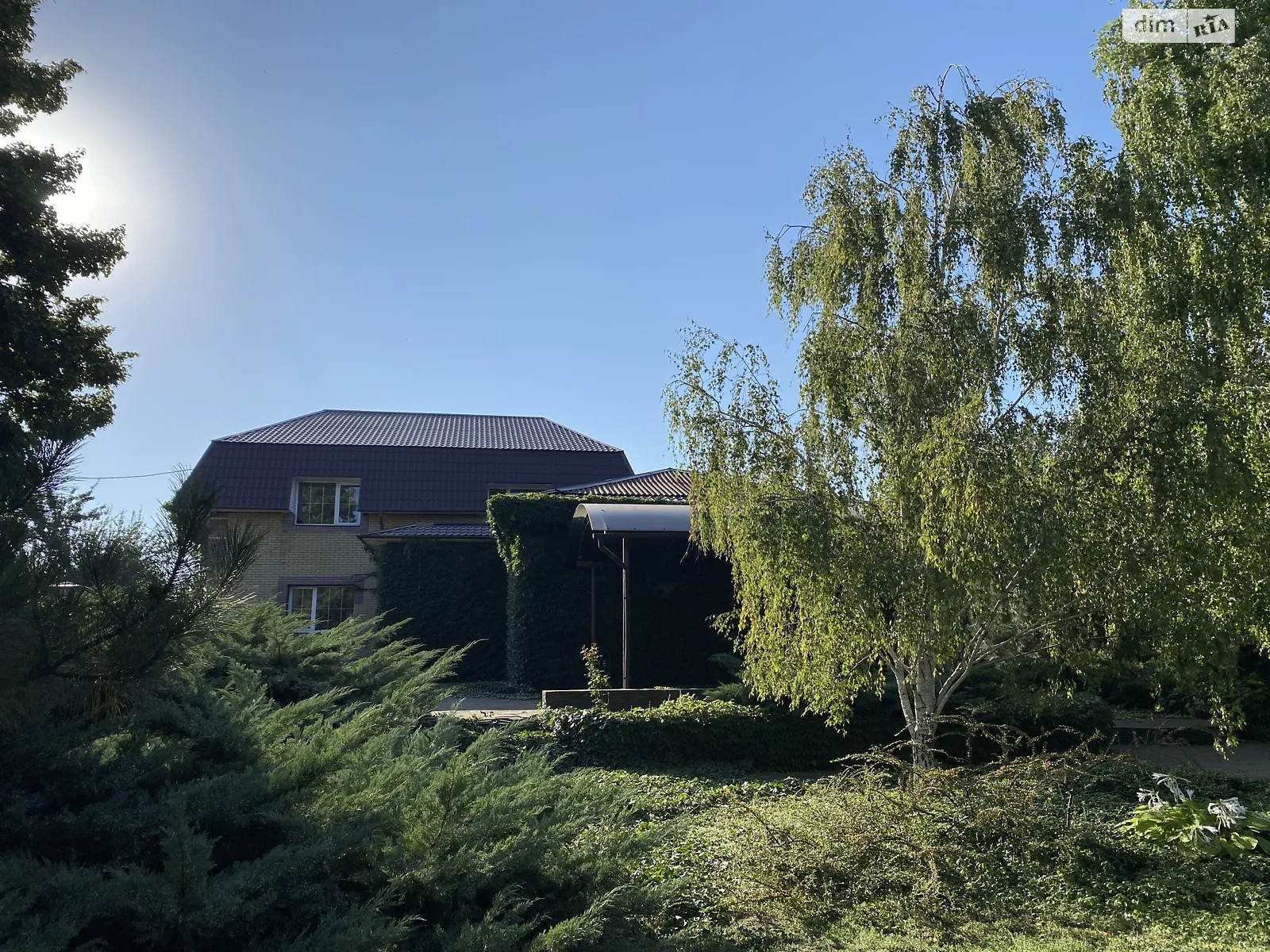 Продается дом на 2 этажа 380 кв. м с беседкой, цена: 95000 $ - фото 1