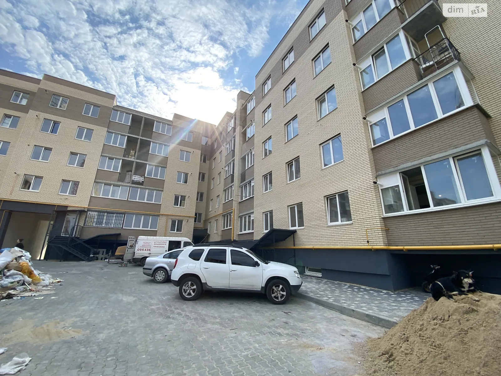 Продається 2-кімнатна квартира 64 кв. м у Стрижавці, вул. Київська - фото 1