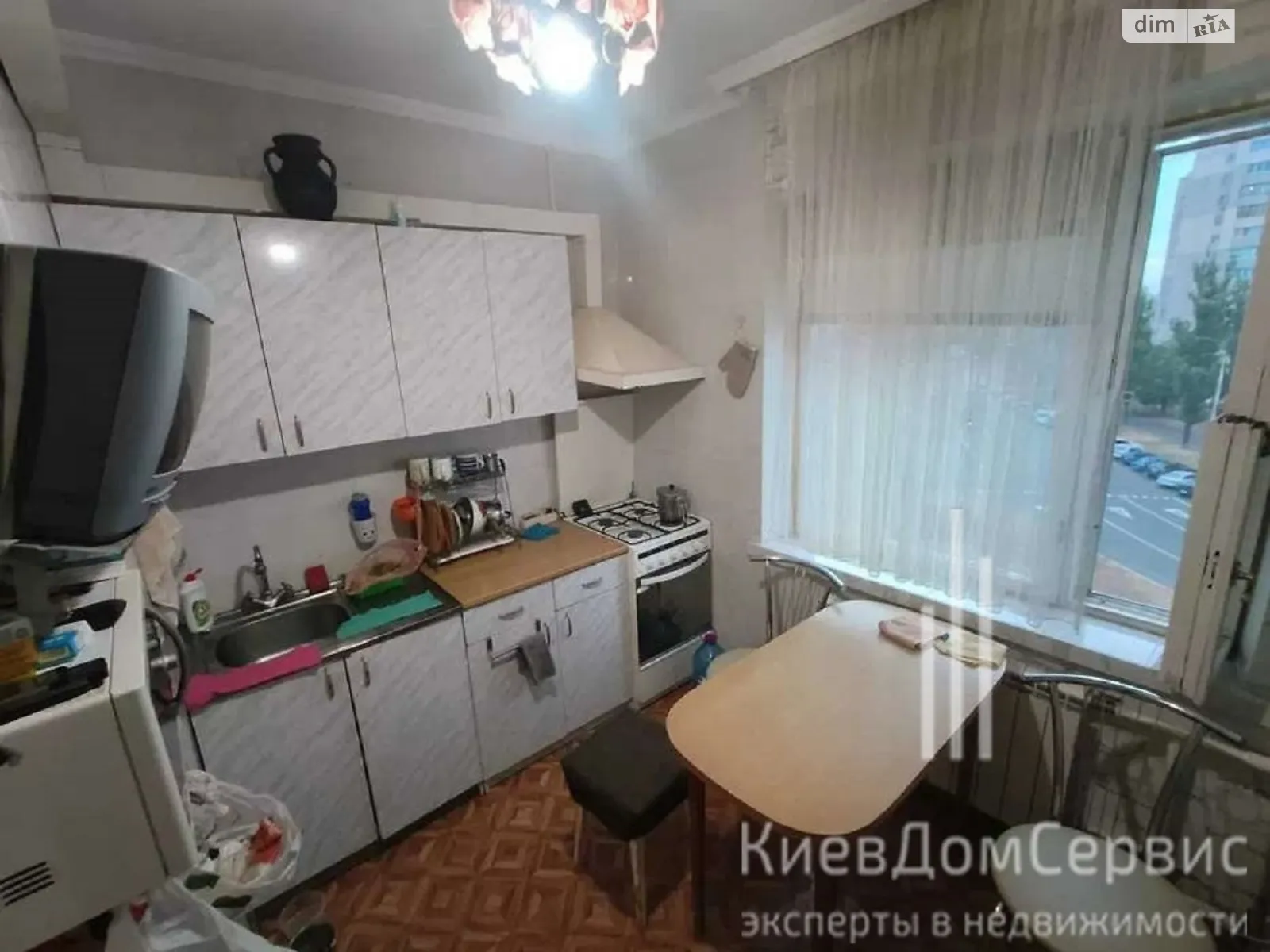 Продається 1-кімнатна квартира 35 кв. м у Києві, вул. Йорданська, 9 - фото 1