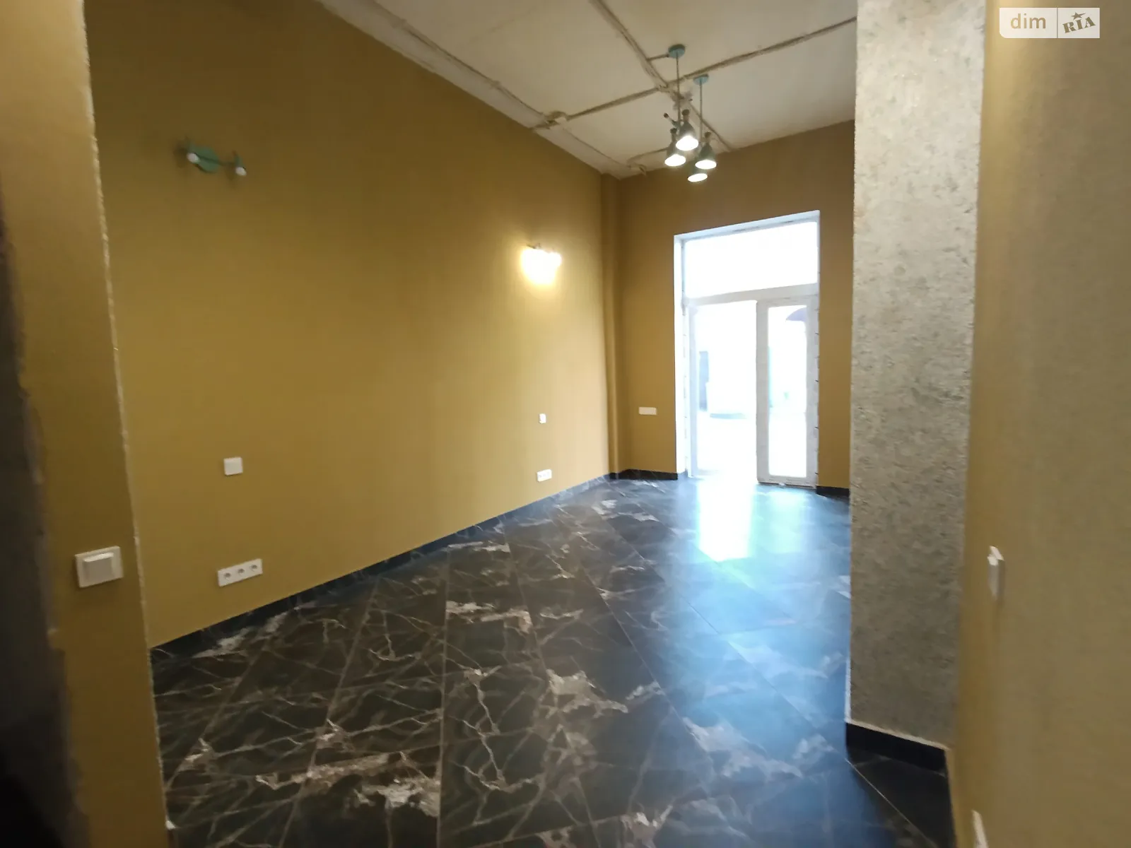Продається офіс 23 кв. м в бізнес-центрі, цена: 52900 $ - фото 1