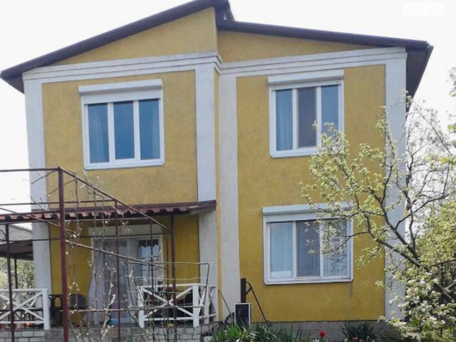 Продается дом на 2 этажа 92.8 кв. м с садом, цена: 160000 $ - фото 1