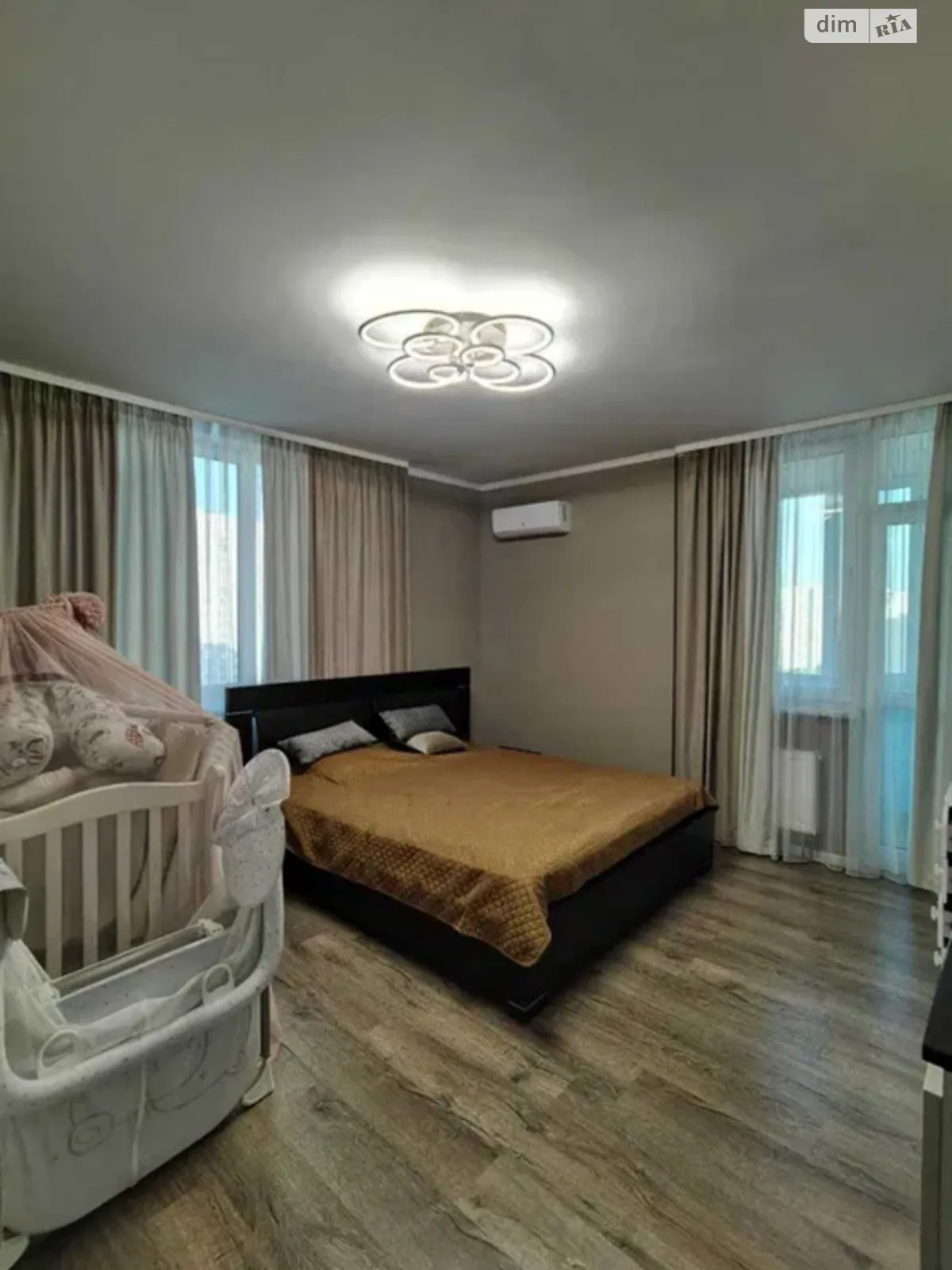 Продается 2-комнатная квартира 79 кв. м в Киеве, ул. Завальная, 10Г - фото 1
