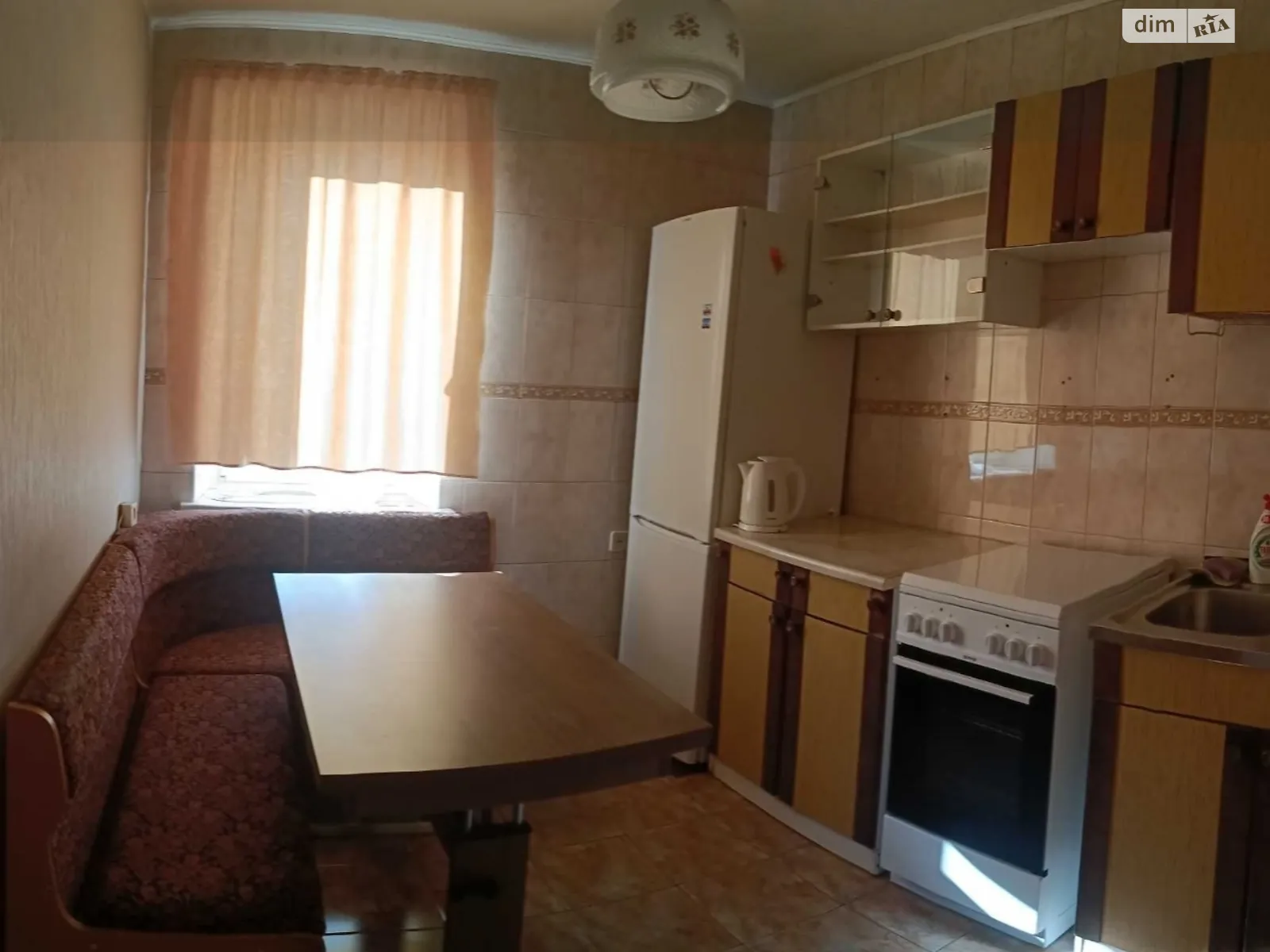 Сдается в аренду 2-комнатная квартира 65 кв. м в Киеве, ул. Радужная, 55 - фото 1