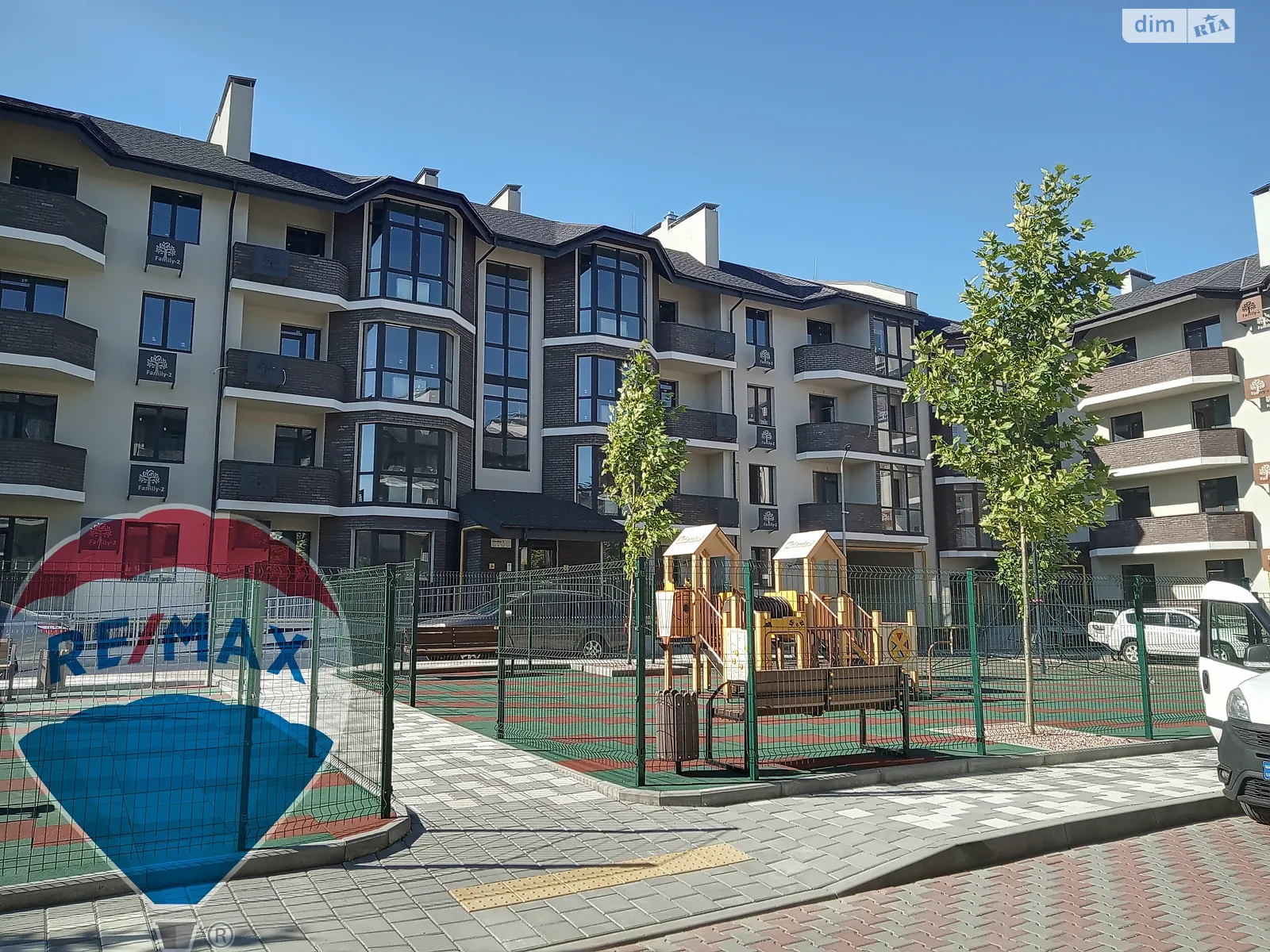 Продается 1-комнатная квартира 37.7 кв. м в Гатном, ул. Семейная, 3 - фото 1