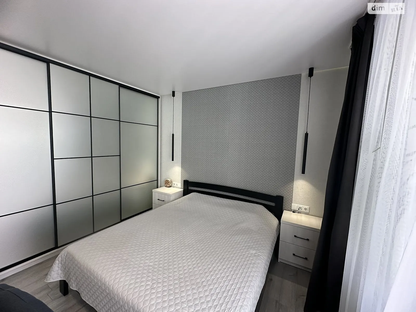 Продается 3-комнатная квартира 90 кв. м в Виннице, ул. Академика Ющенка - фото 1