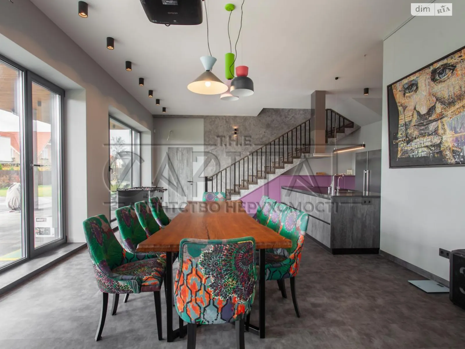 Продається будинок 2 поверховий 324.8 кв. м з гаражем, цена: 460000 € - фото 1