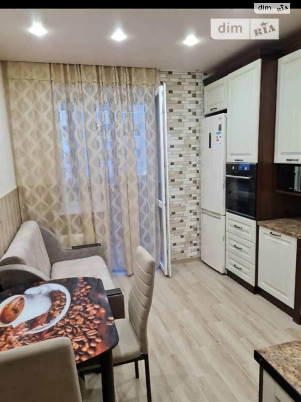 Продається 1-кімнатна квартира 46.1 кв. м у Харкові, вул. Заливна, 4 - фото 1