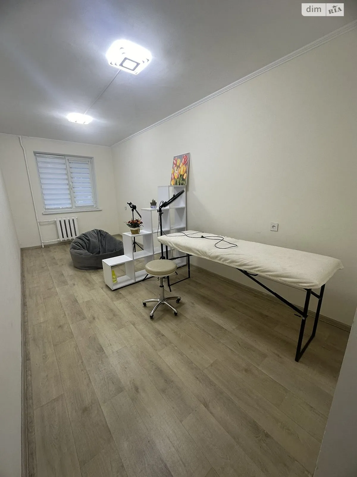 Продается офис 47 кв. м в бизнес-центре, цена: 50000 $ - фото 1