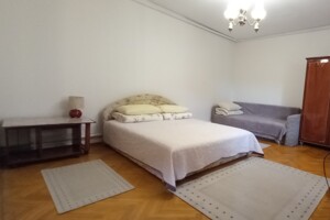 Сниму часть дома в Ужгороді посуточно