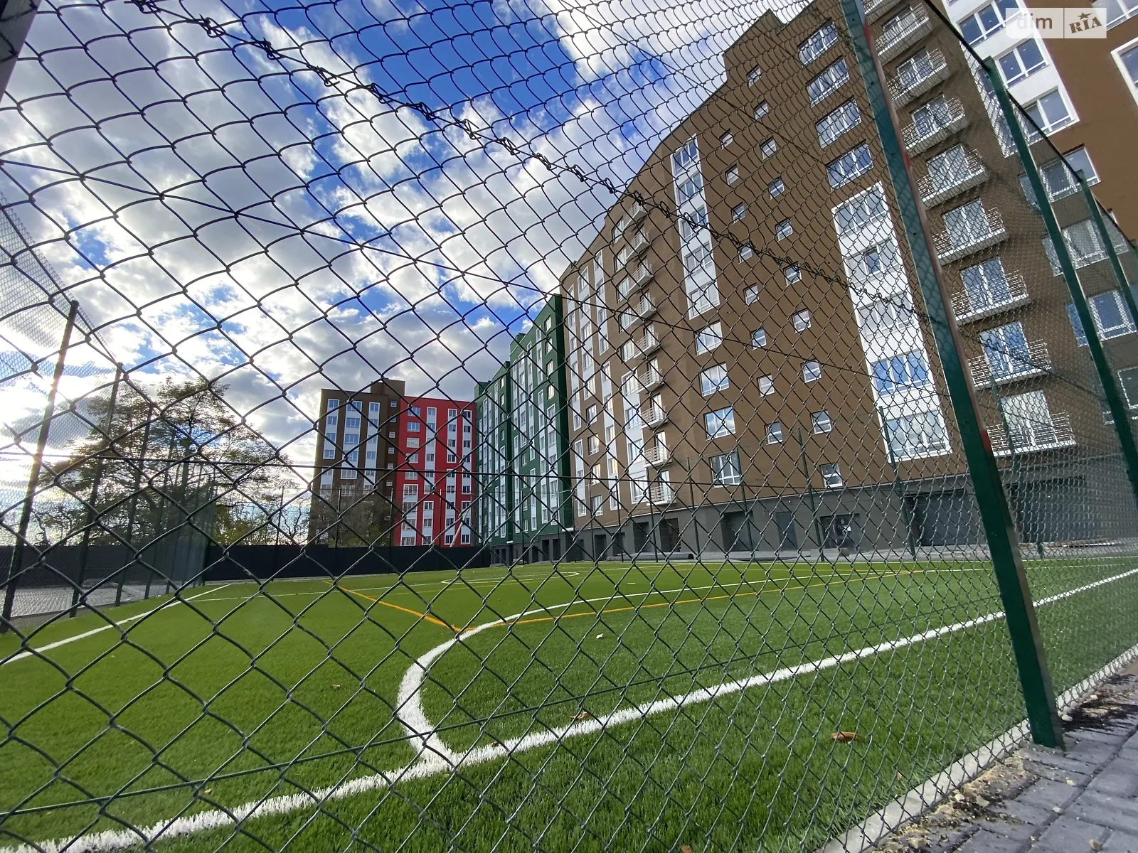 Продається 2-кімнатна квартира 73.6 кв. м у Івано-Франківську, вул. Хмельницького Богдана, 57Д - фото 1