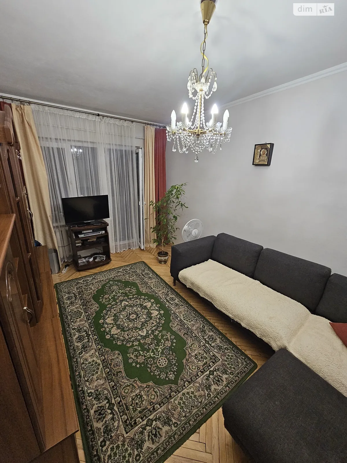 Сдается в аренду 3-комнатная квартира 64 кв. м в, цена: 500 $ - фото 1