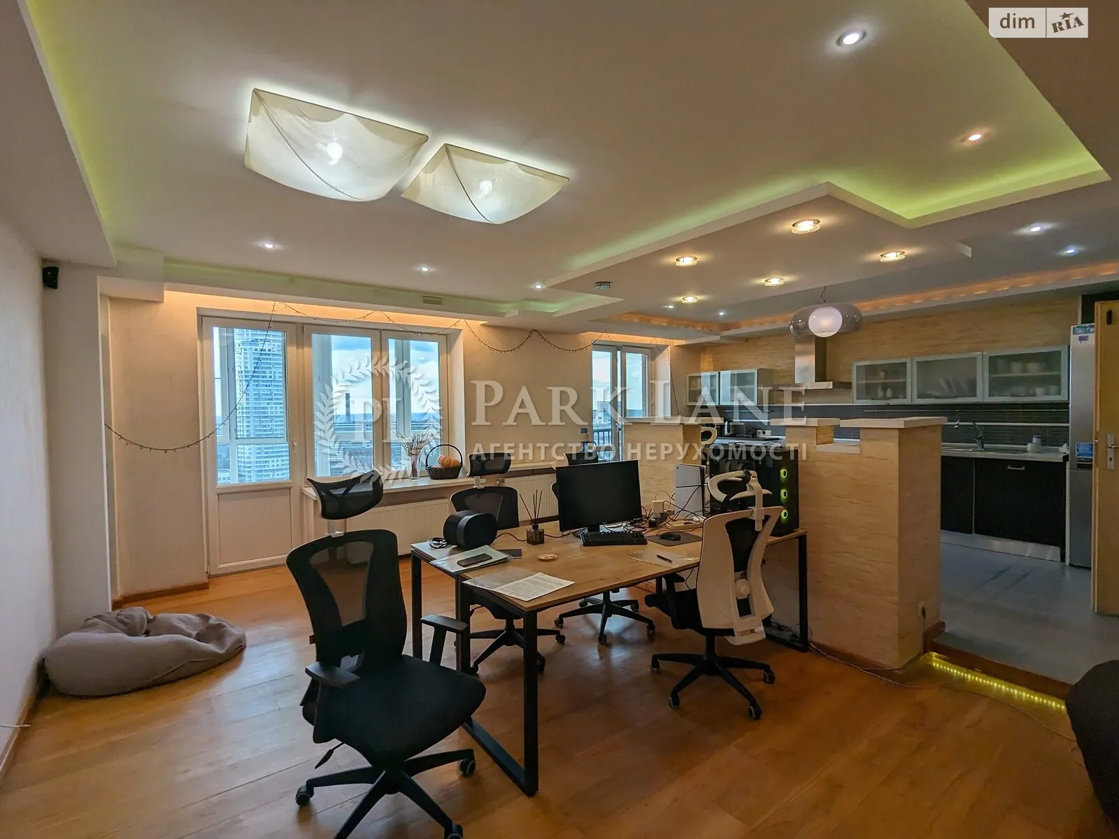 Продается 3-комнатная квартира 117.8 кв. м в Киеве, ул. Панаса Мирного, 28А - фото 1