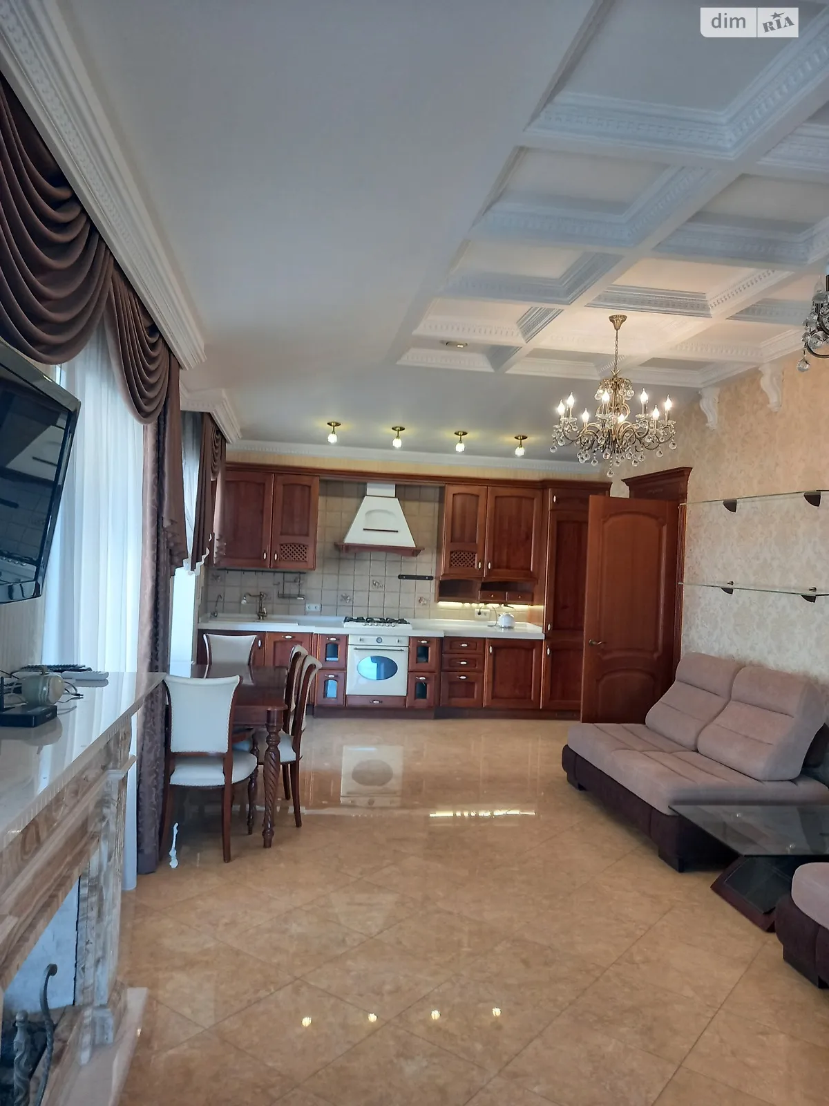Продається 4-кімнатна квартира 133.5 кв. м у Одесі, вул. Маразліївська - фото 1