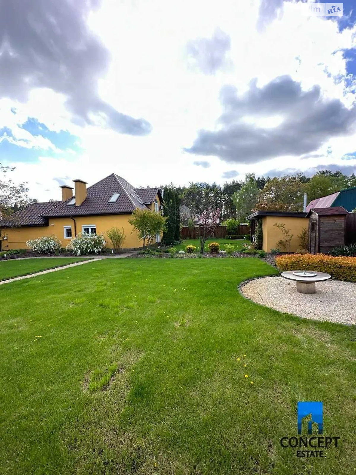 Продается дом на 2 этажа 186.2 кв. м с баней/сауной, цена: 225000 $ - фото 1
